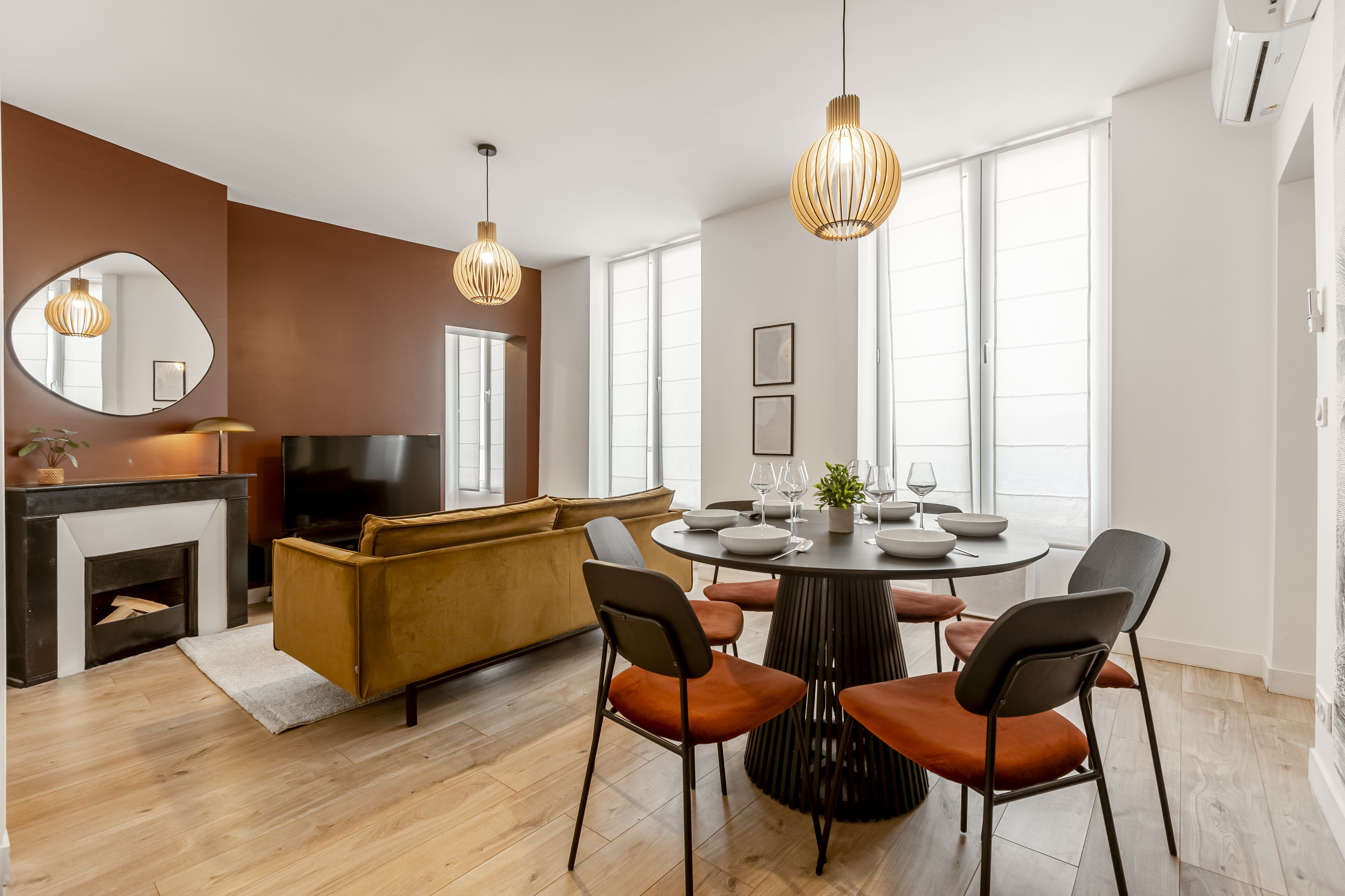 Château Saint-Martin Marais Le Marais 11: Elegant 3-Bedroom Apartment with Family-Friendly Features, Le Marais