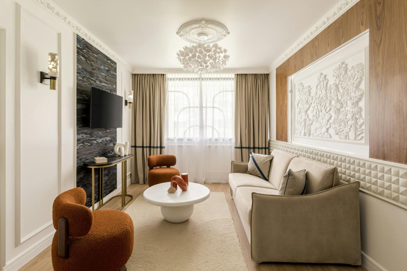 Château Saint-Martin Marais Le Marais 12: Elegant 3-Bedroom Luxury Apartment for Families, Le Marais, Paris