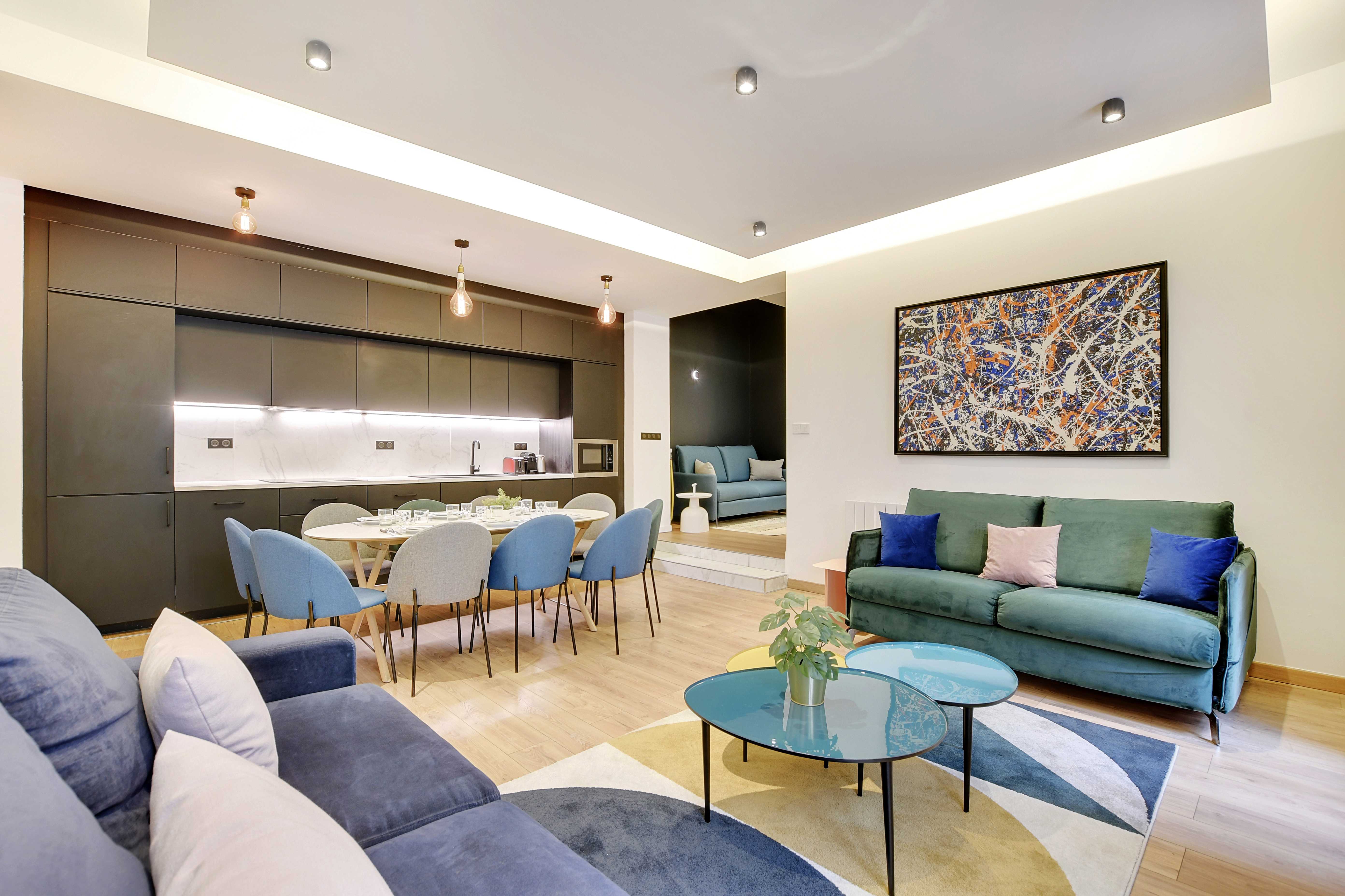 Château Saint-Martin Marais Le Marais 8: Spacious 2-Bedroom Luxury Apartment for Families, Le Marais, Paris