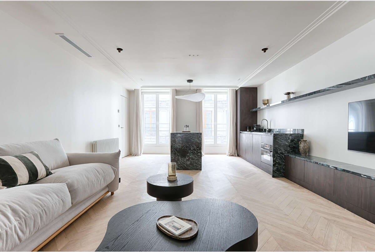 Château Saint-Merri Montorgueil Montorgueil – Les Halles: Elegant 2-Bedroom Apartment Rental with Air Conditioning in Montorgueil, Paris