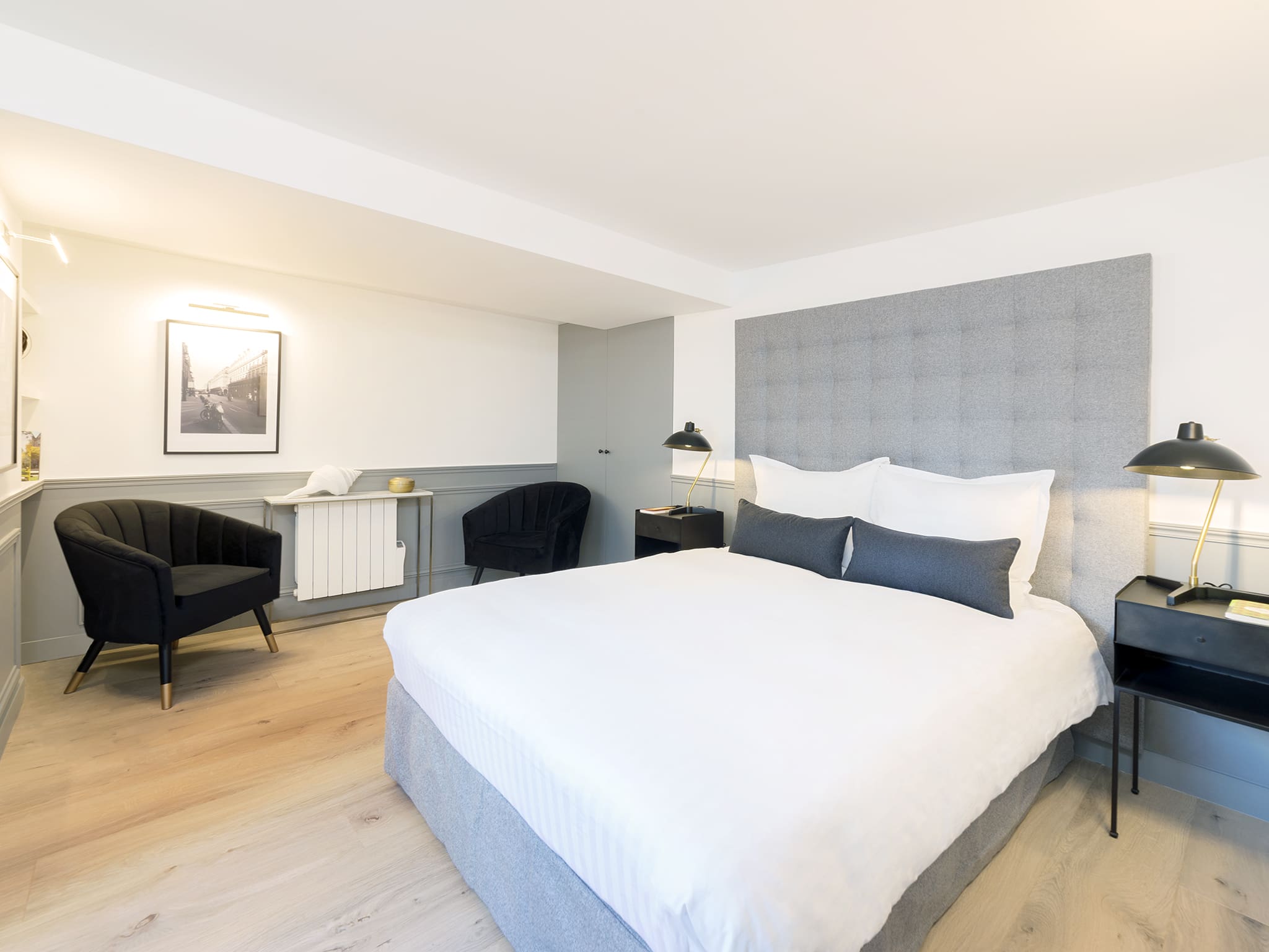 Château Sentier Montorgueil: Spacious 4-Bedroom Luxury Apartment for Families, Paris