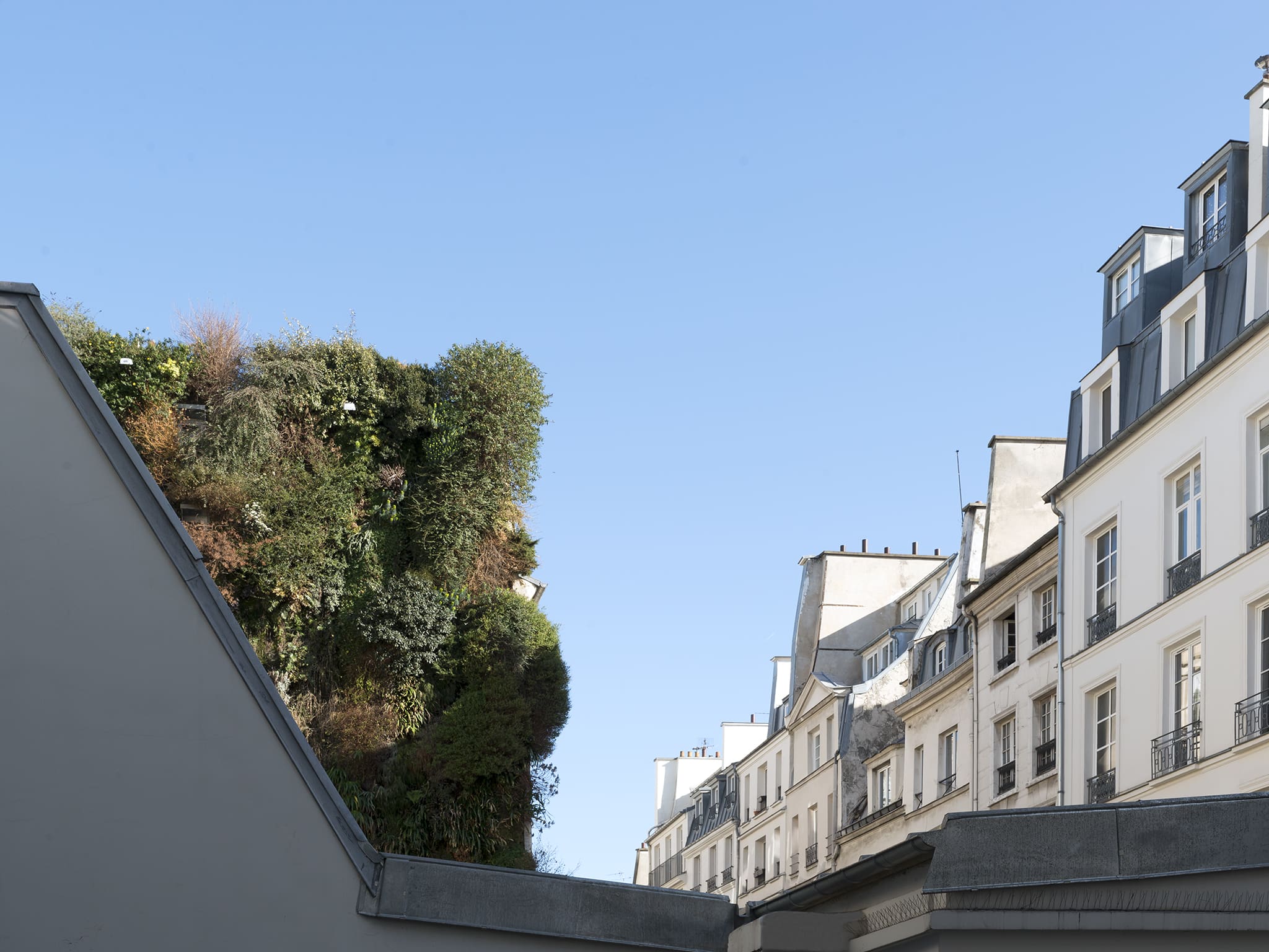 Château Sentier Montorgueil: Spacious 4-Bedroom Luxury Apartment for Families, Paris