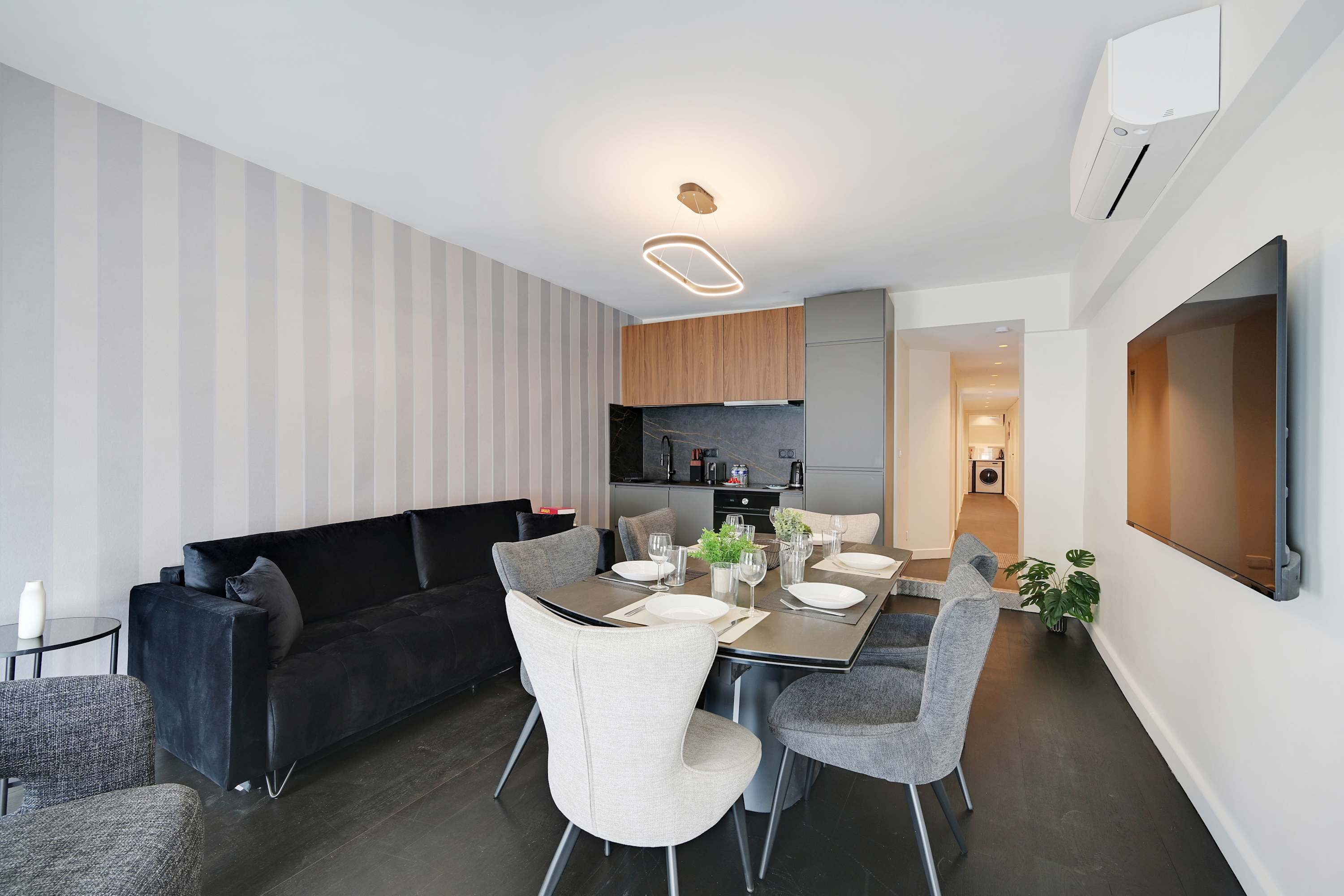 Château Sentier Paris Montorgueil – Les Halles 3: Elegant 3-Bedroom Apartment in the Heart of Paris, Montorgueil – Les Halles