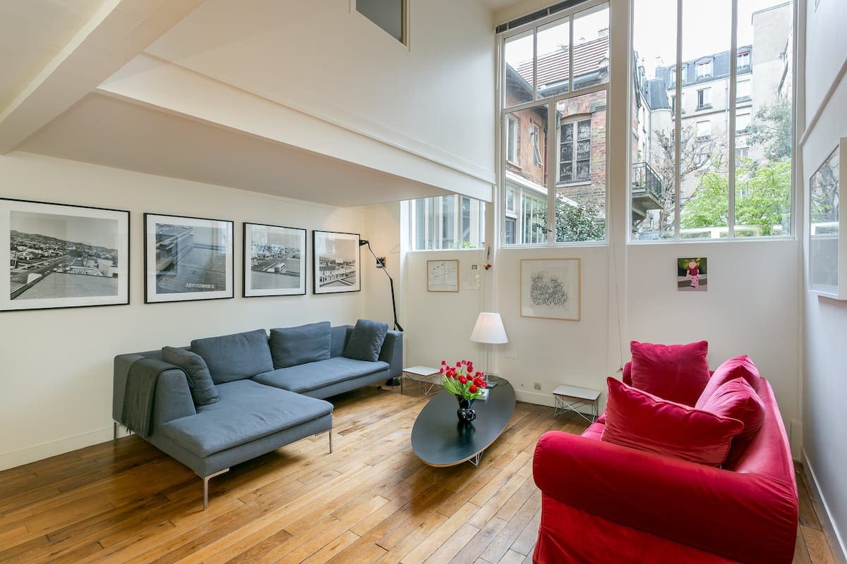 Château Sépulcre Montparnasse: Luxury 3-Bedroom Townhouse with Rooftop Terrace, Montparnasse Paris