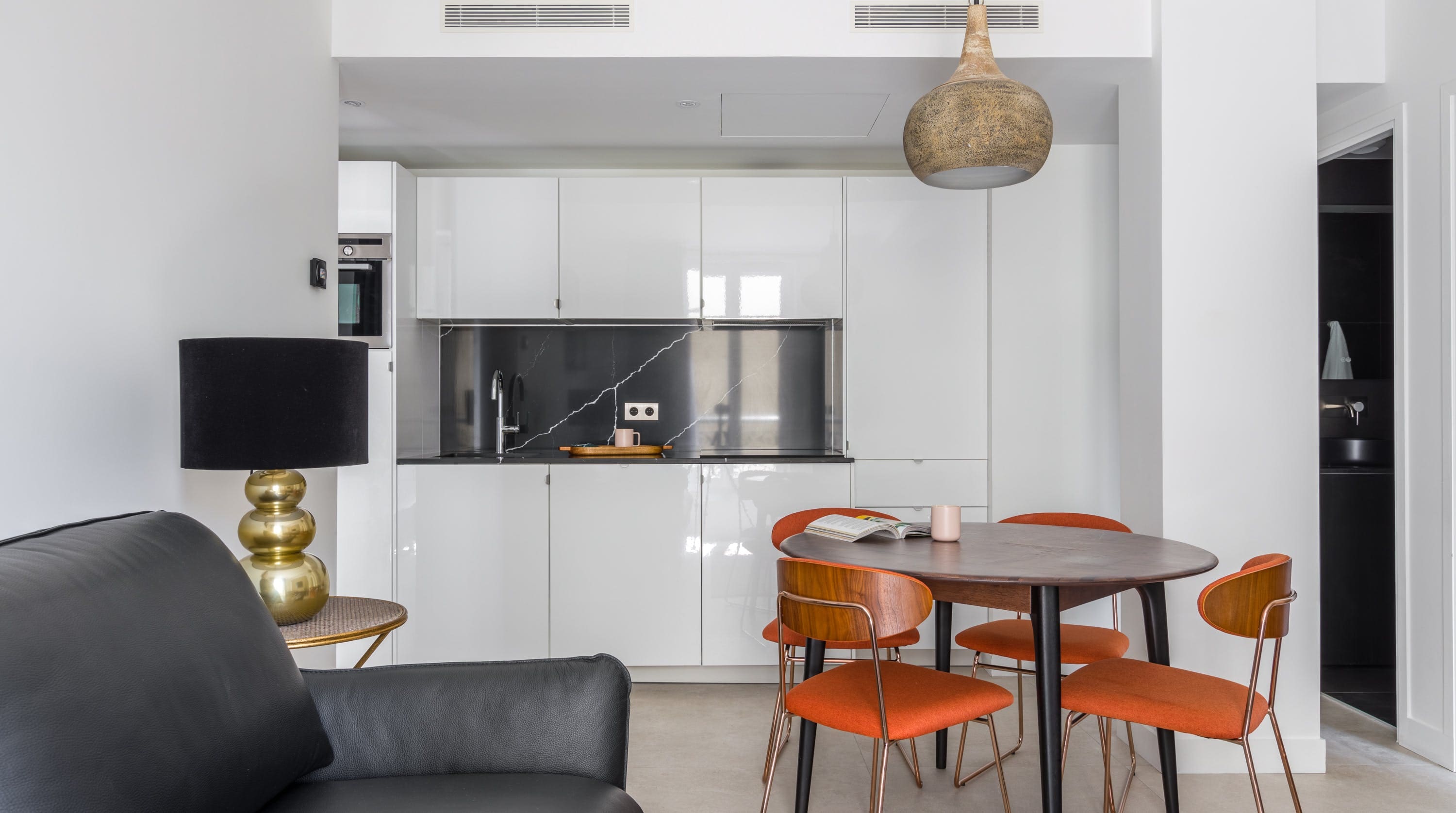 Château Triomphe Paris: Luxury 2-Bedroom Apartment with Chic Design, Arc de Triomphe – Champs-Élysées