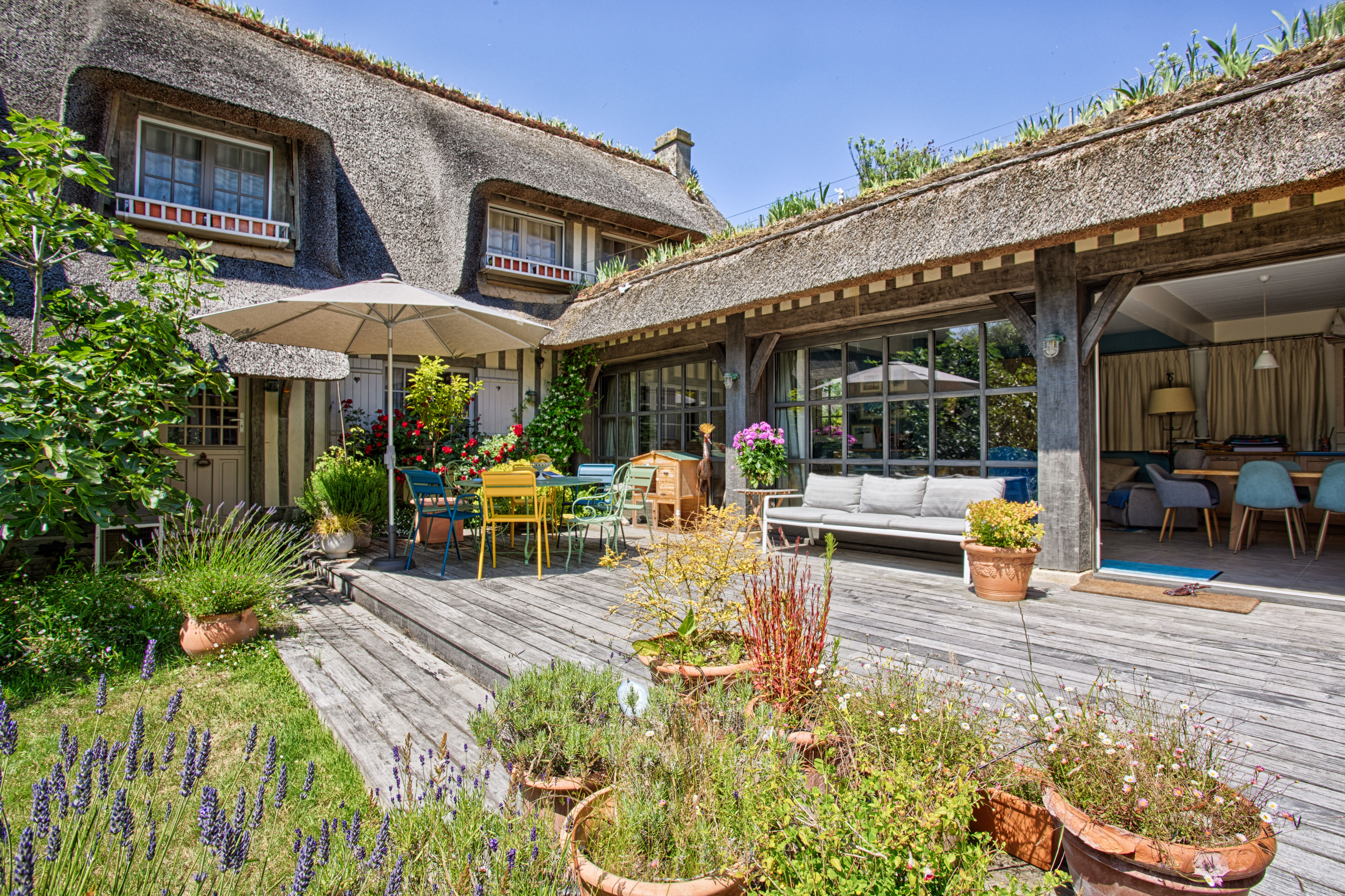 Château Trouville Calvados: Spacious 7-Bedroom Luxury Villa Near Deauville Beach, Normandy