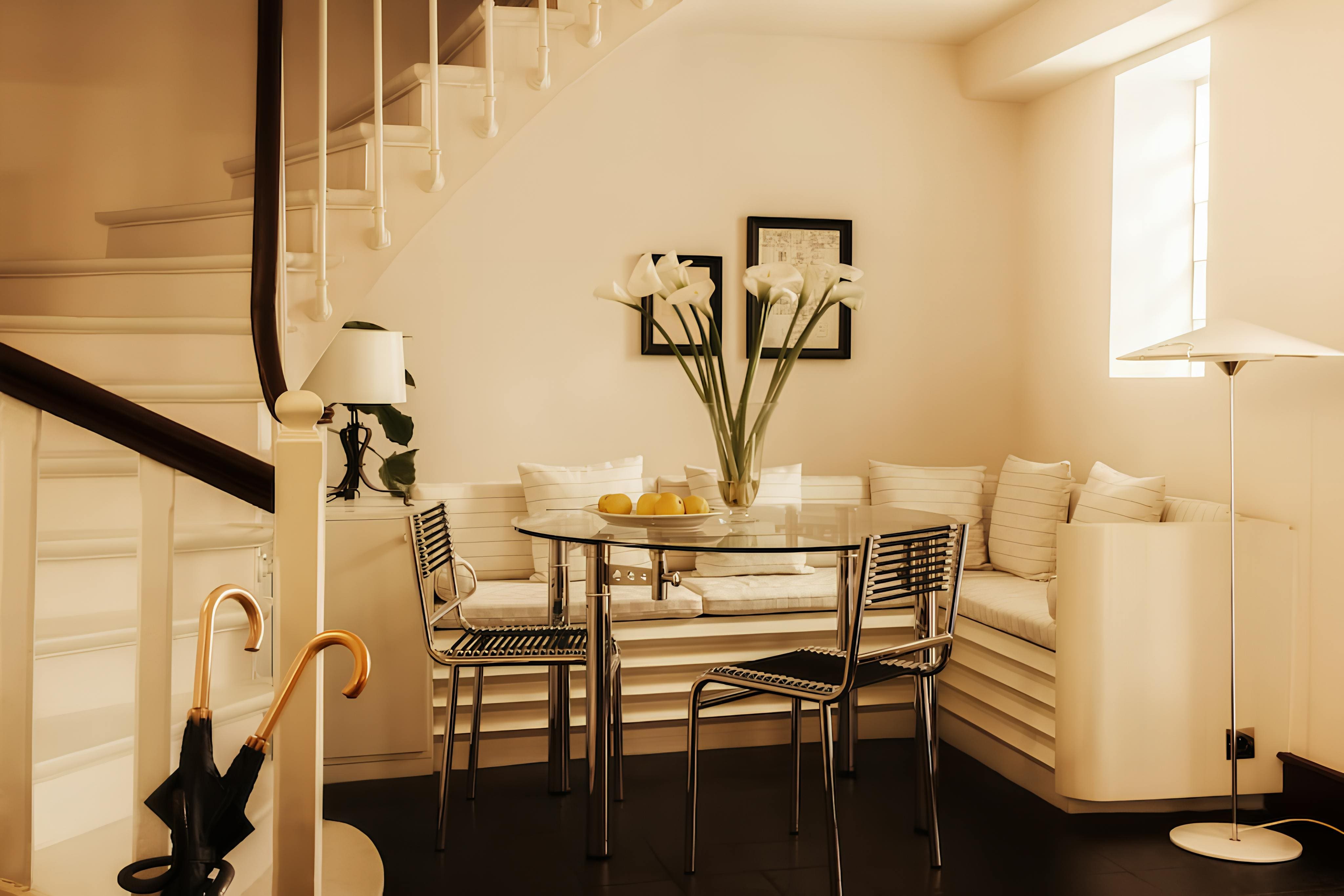 Château Tuileries Paris Louvre – Palais Royal 11: Spacious 2-Bedroom Luxury Apartment in Paris’ Louvre – Palais Royal