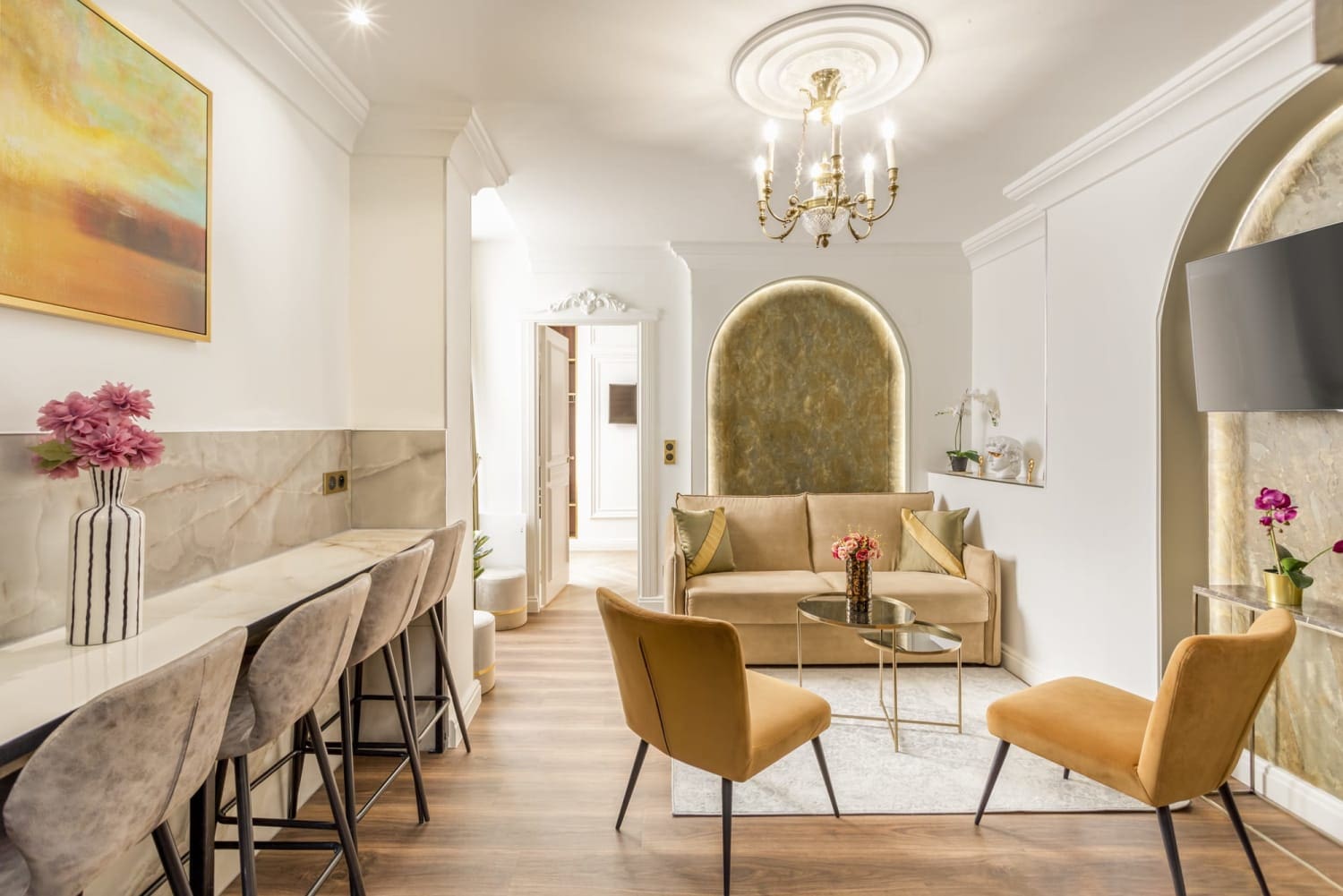 Château Tuileries Paris Louvre – Palais Royal 6: Elegant 2-Bedroom Apartment near Louvre, Paris