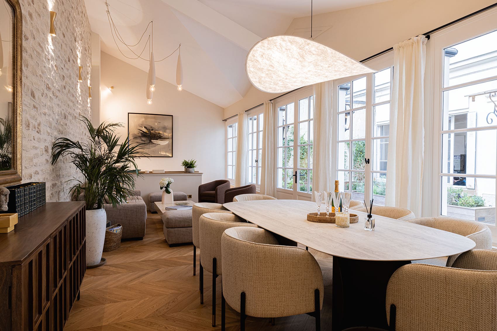 Château Vendôme Paris Louvre – Palais Royal: Elegant 3-Bedroom Apartment with Sauna, Louvre – Palais Royal