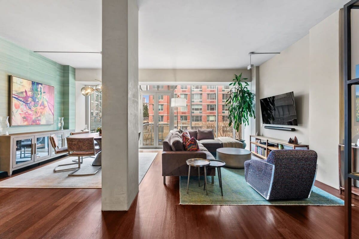 Chelsea Heights Residence: Stylish 2-Bedroom Apartment Rental Chelsea Manhattan with Home Office
