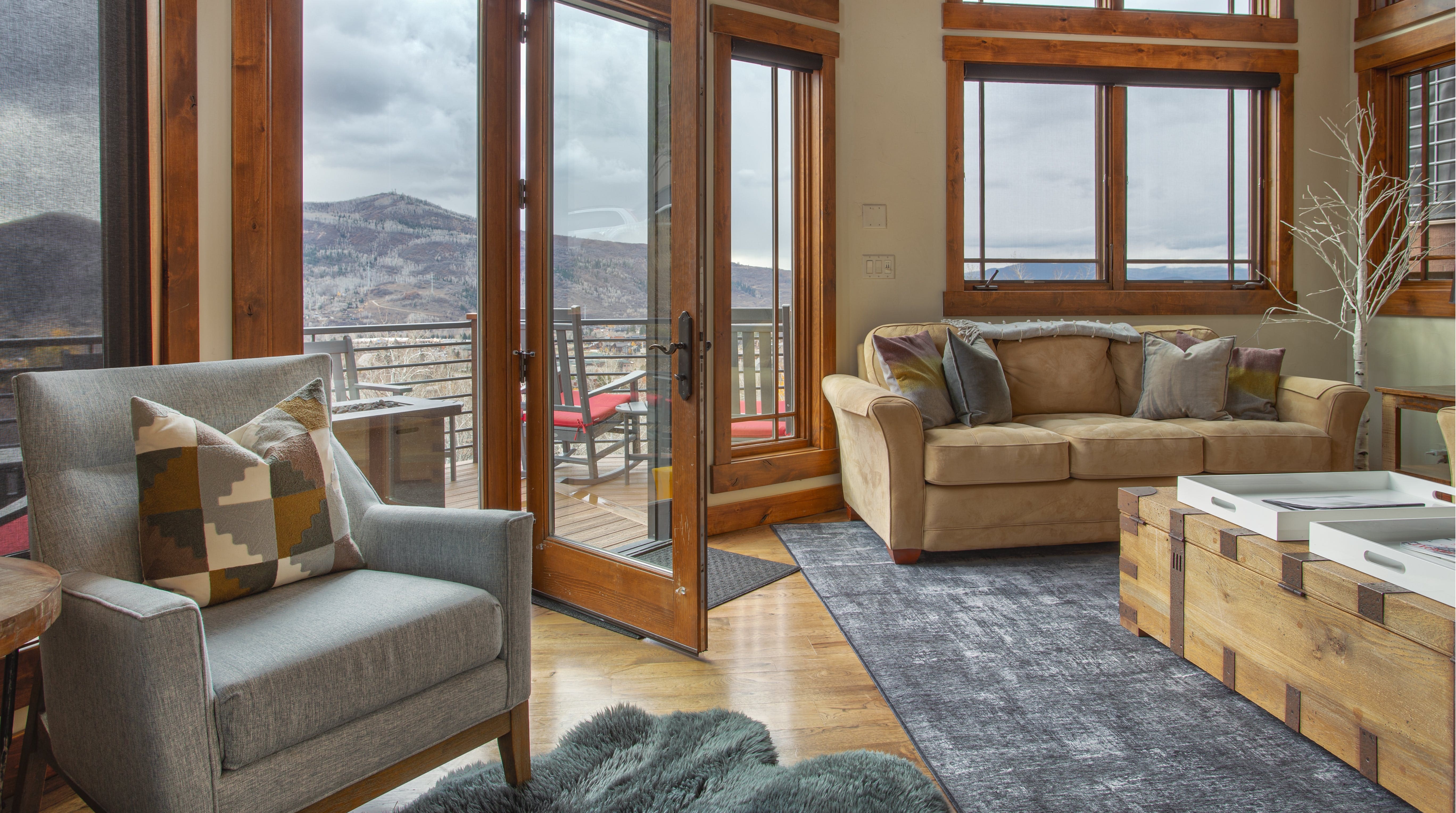 Cima delle Nuvole: Luxurious 4-Bedroom Apartment with Hot Tub, Steamboat Springs