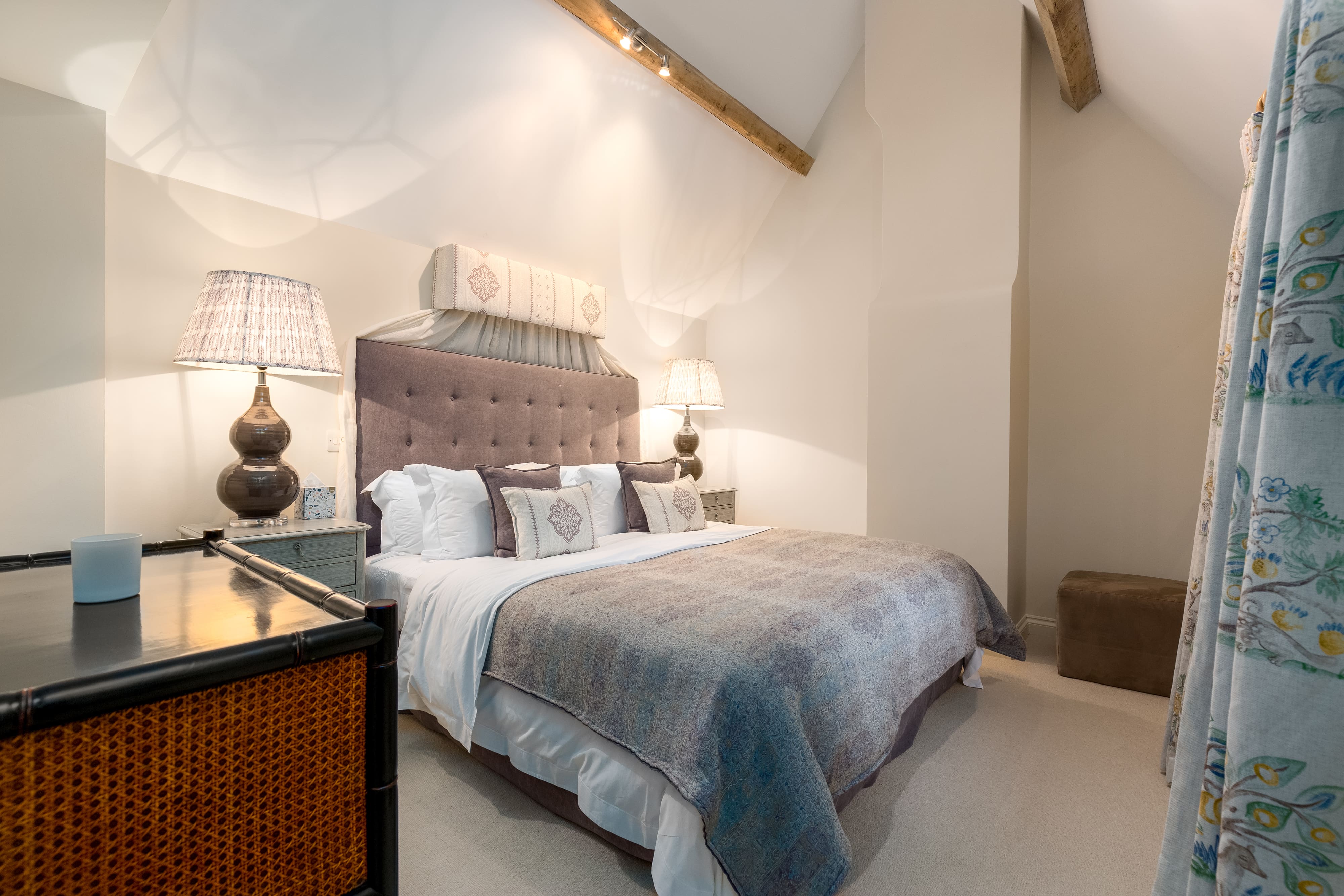 Corte del Cielo: Luxury 3-Bedroom Apartment with Countryside Charm, Chipping Norton