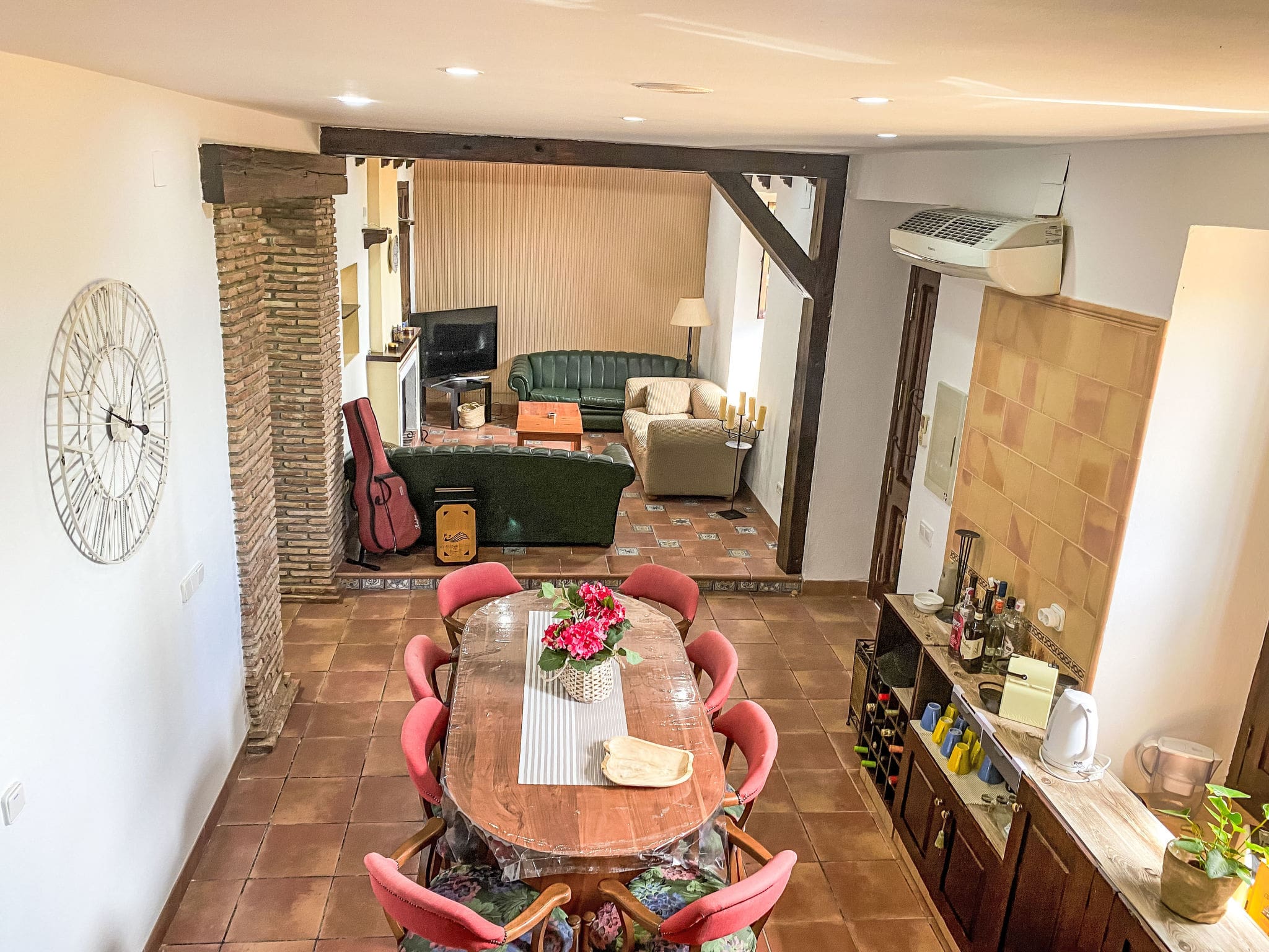 Cortijo Alcantara Cordoba: Spectacular 6-Bedroom Andalusian Estate with Private Pool and Sauna near Historic Córdoba