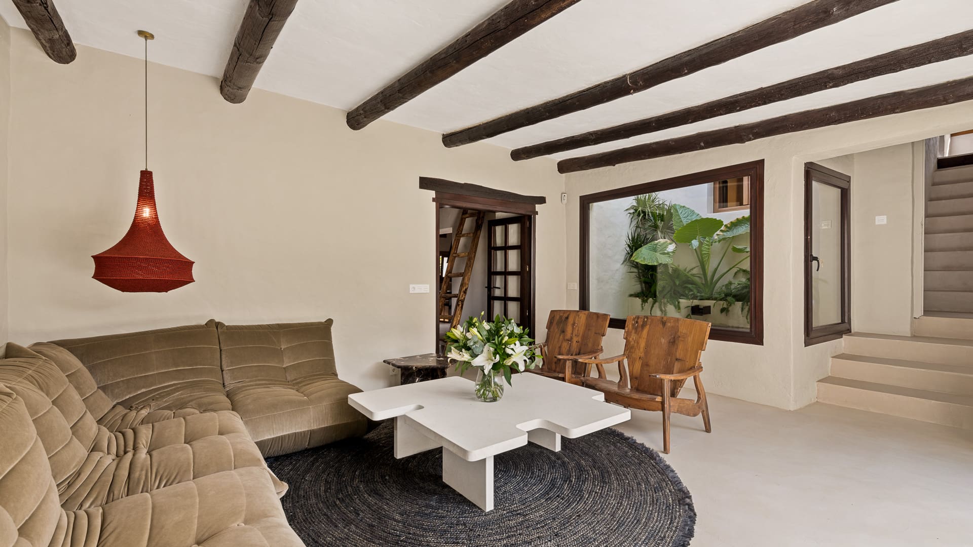 Cortijo Almendro Zahara: Charming 4-Bedroom Cottage with Pool and Sea Views, Andalusia