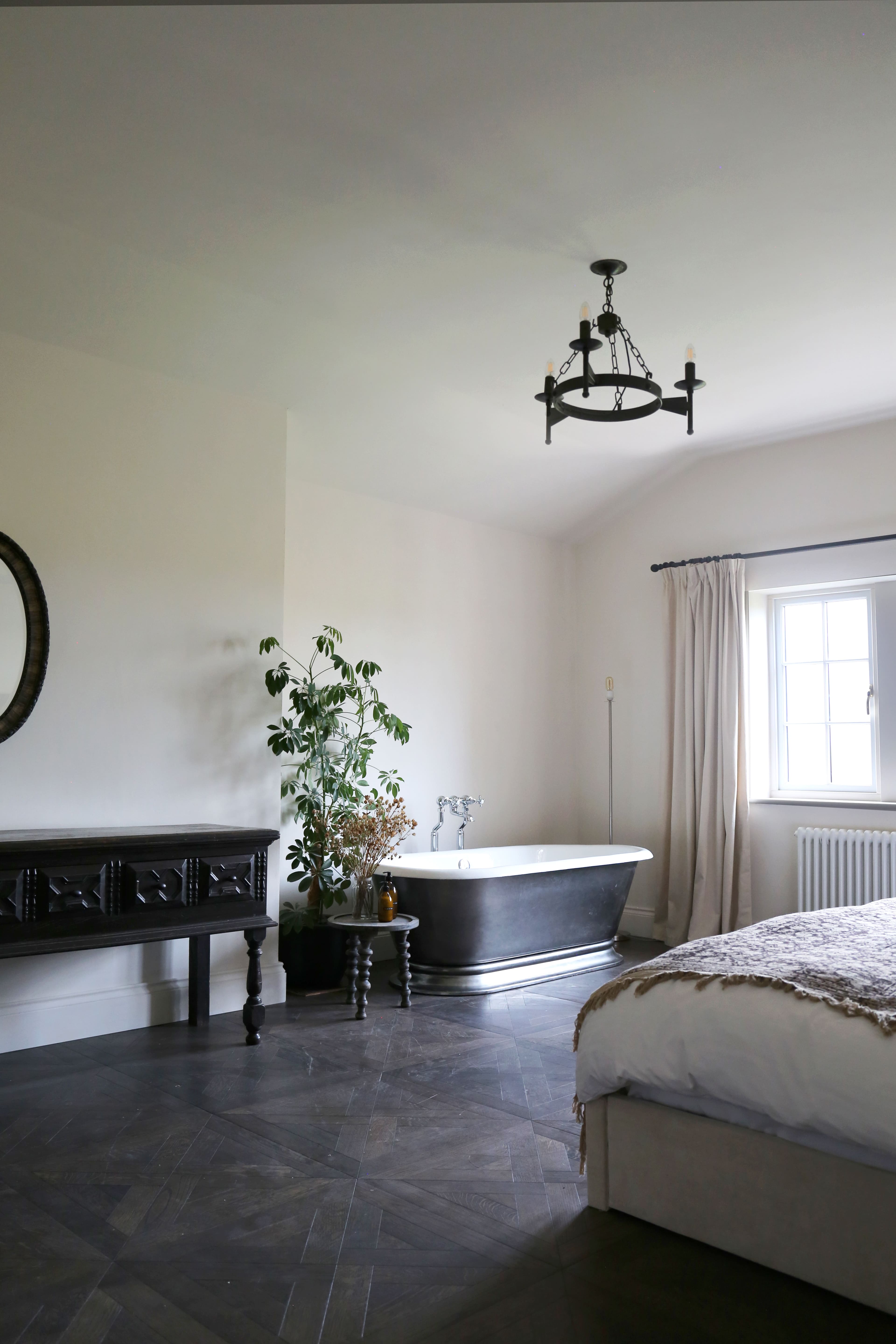 Cottage at Pendle Hill: Spacious 6-Bedroom House with Scenic Countryside Views, Clitheroe