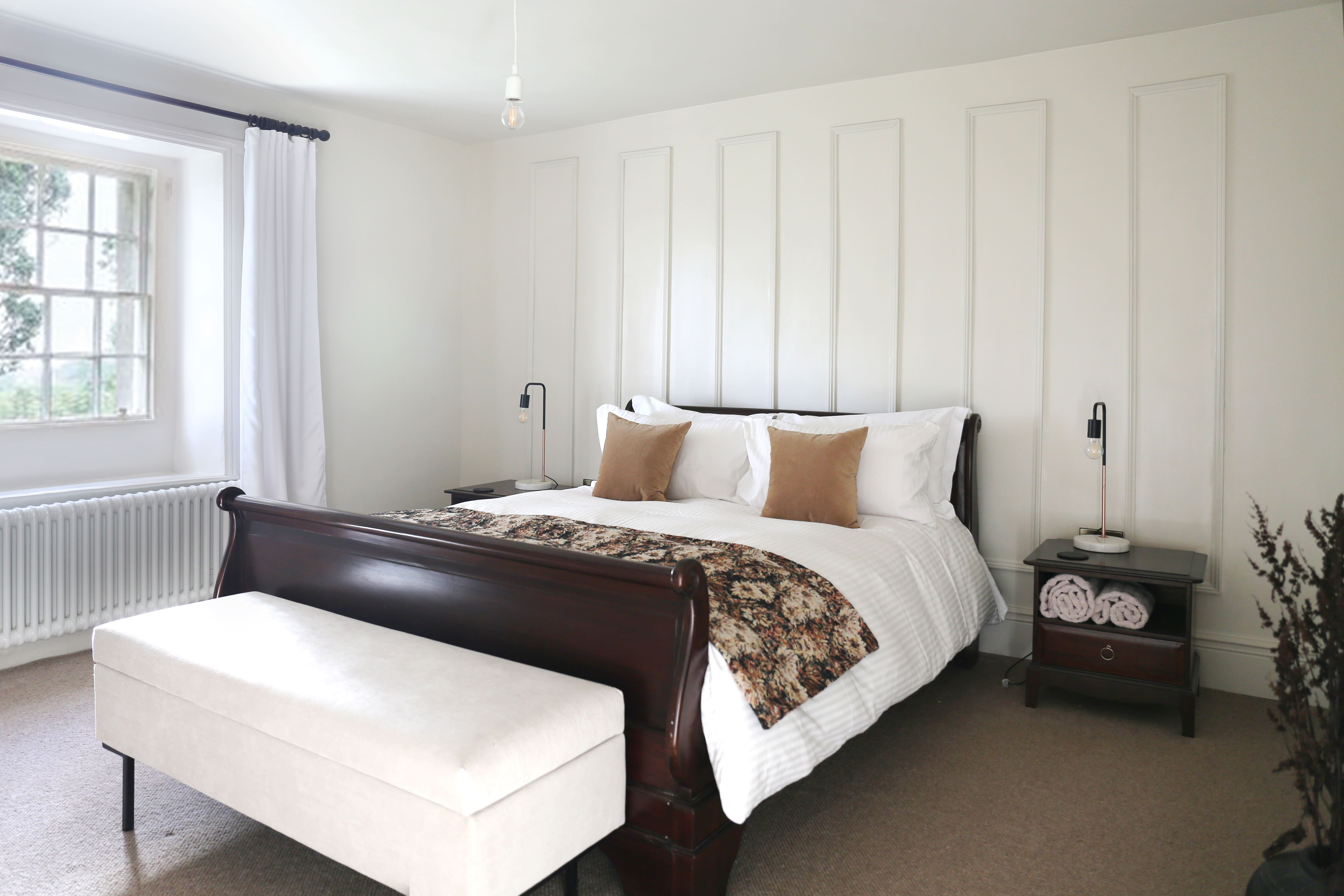 Cottage at Pendle Hill: Spacious 6-Bedroom House with Scenic Countryside Views, Clitheroe