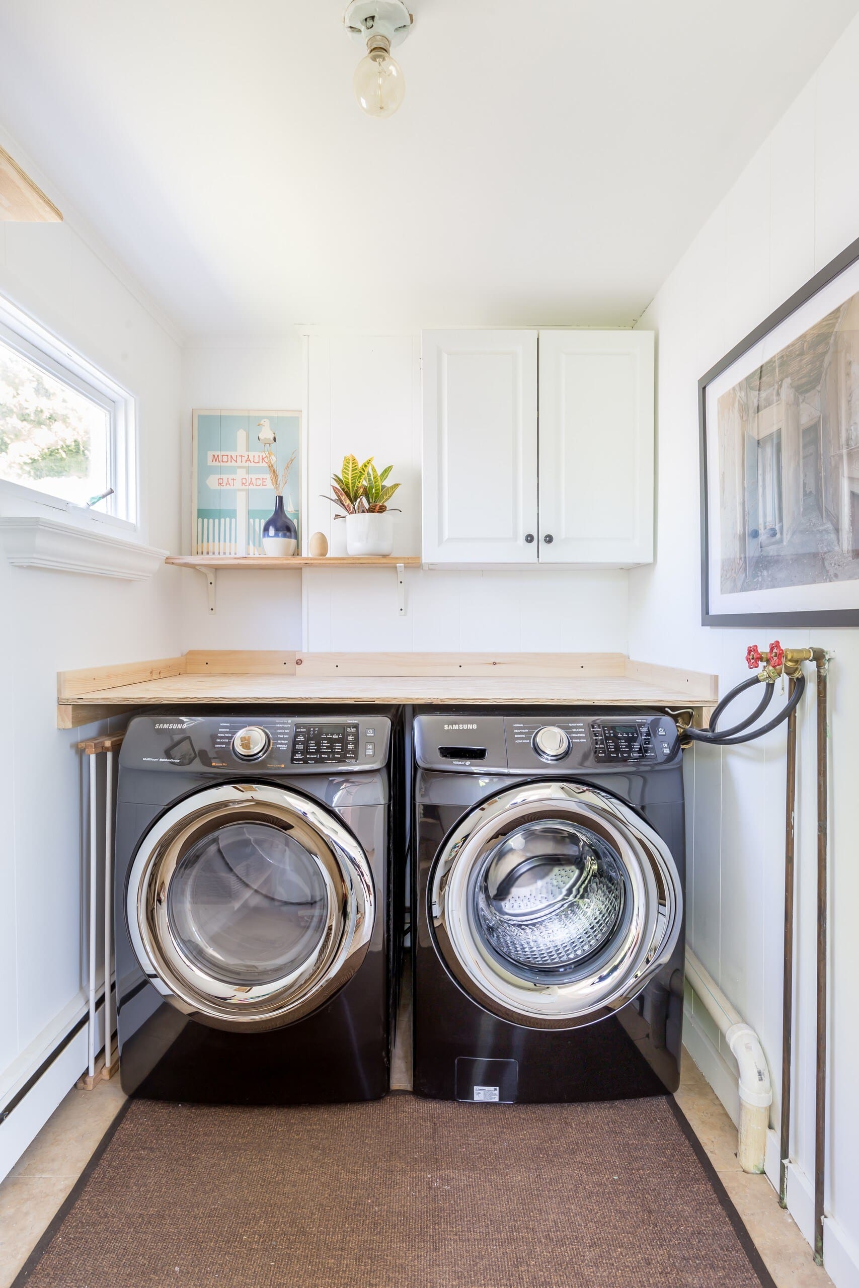 Cottage Hither Montauk: Charming 2-Bedroom Holiday Cottage with Sea Views, Montauk