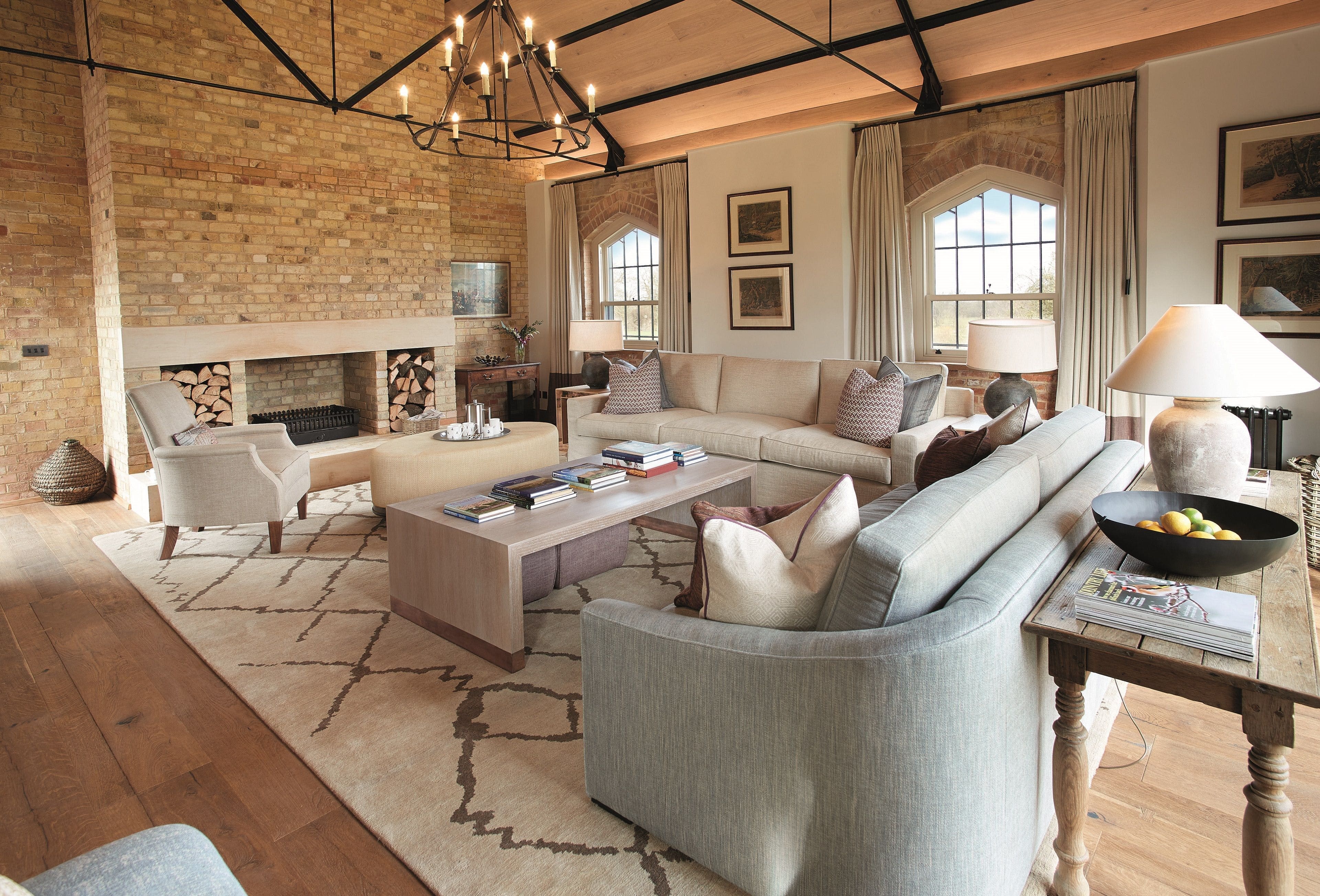 Dairy of Burghley: Spacious 10-Bedroom Apartment with Historic Charm, City of Peterborough