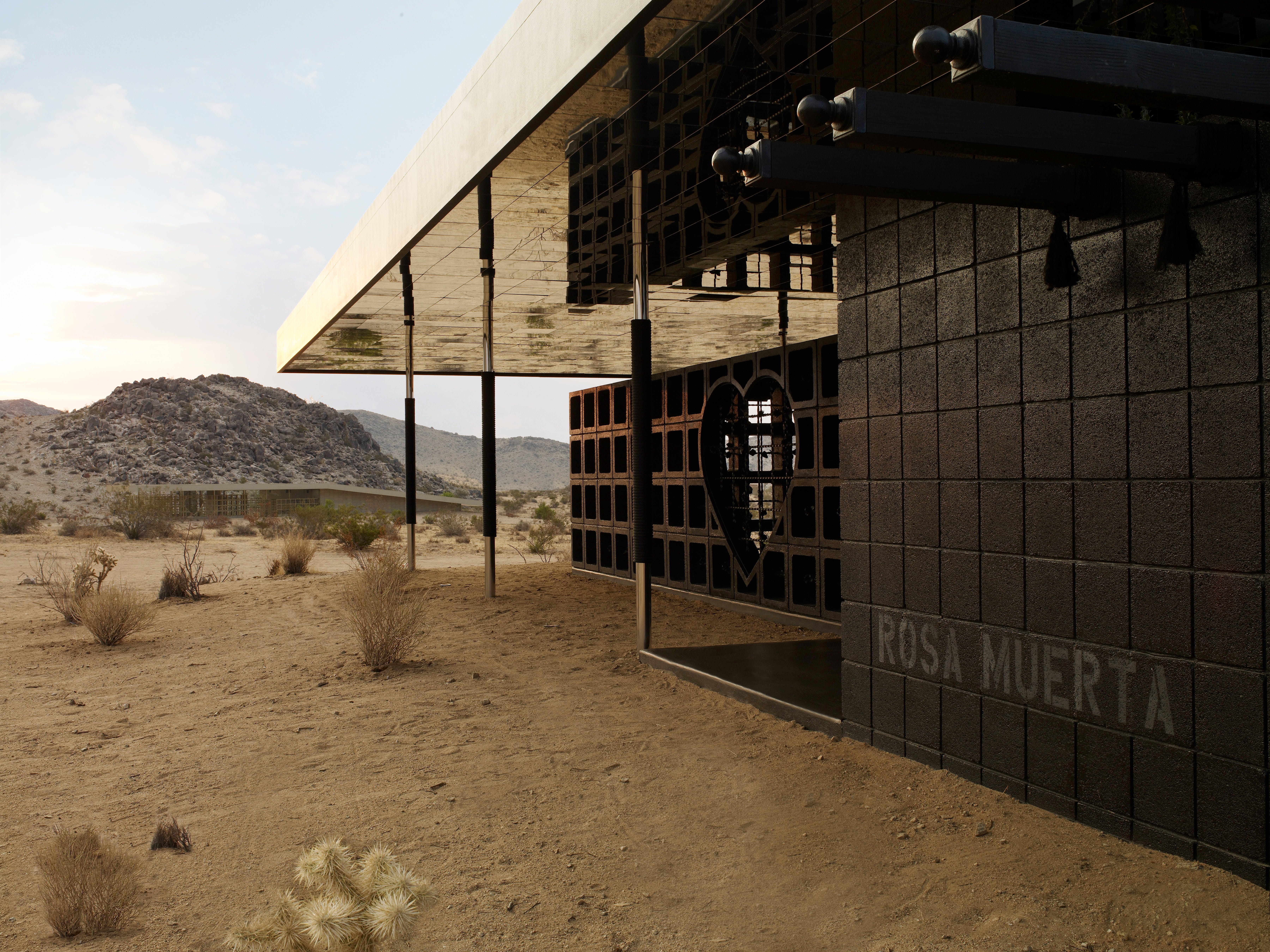 Deserto di Stelle: Luxurious Apartment with Hot Tub and Scenic Views, Joshua Tree