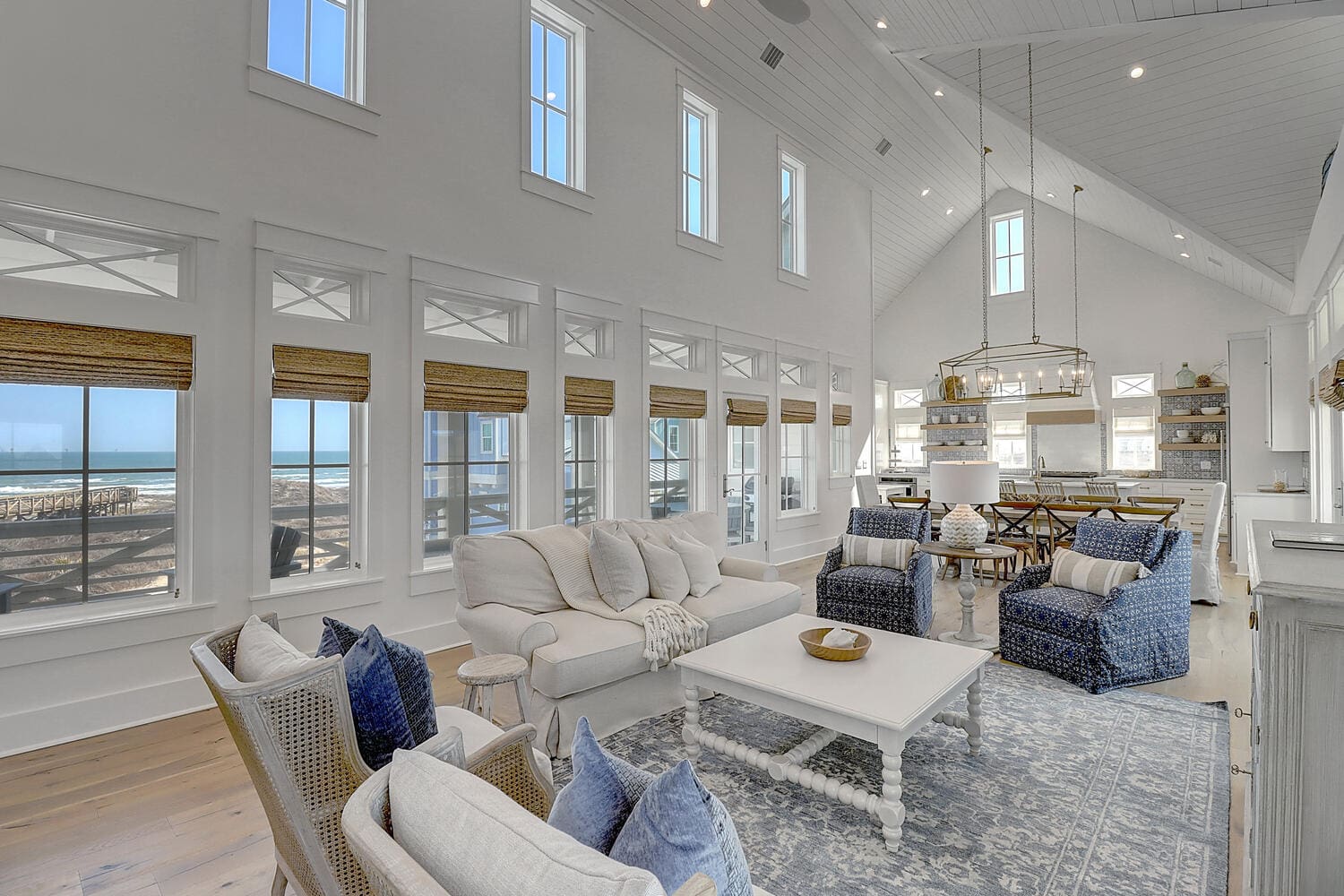 Driftwood Shores Villa: Beachfront 7-Bedroom Villa Rental Austin with Resort Amenities and Sea Views