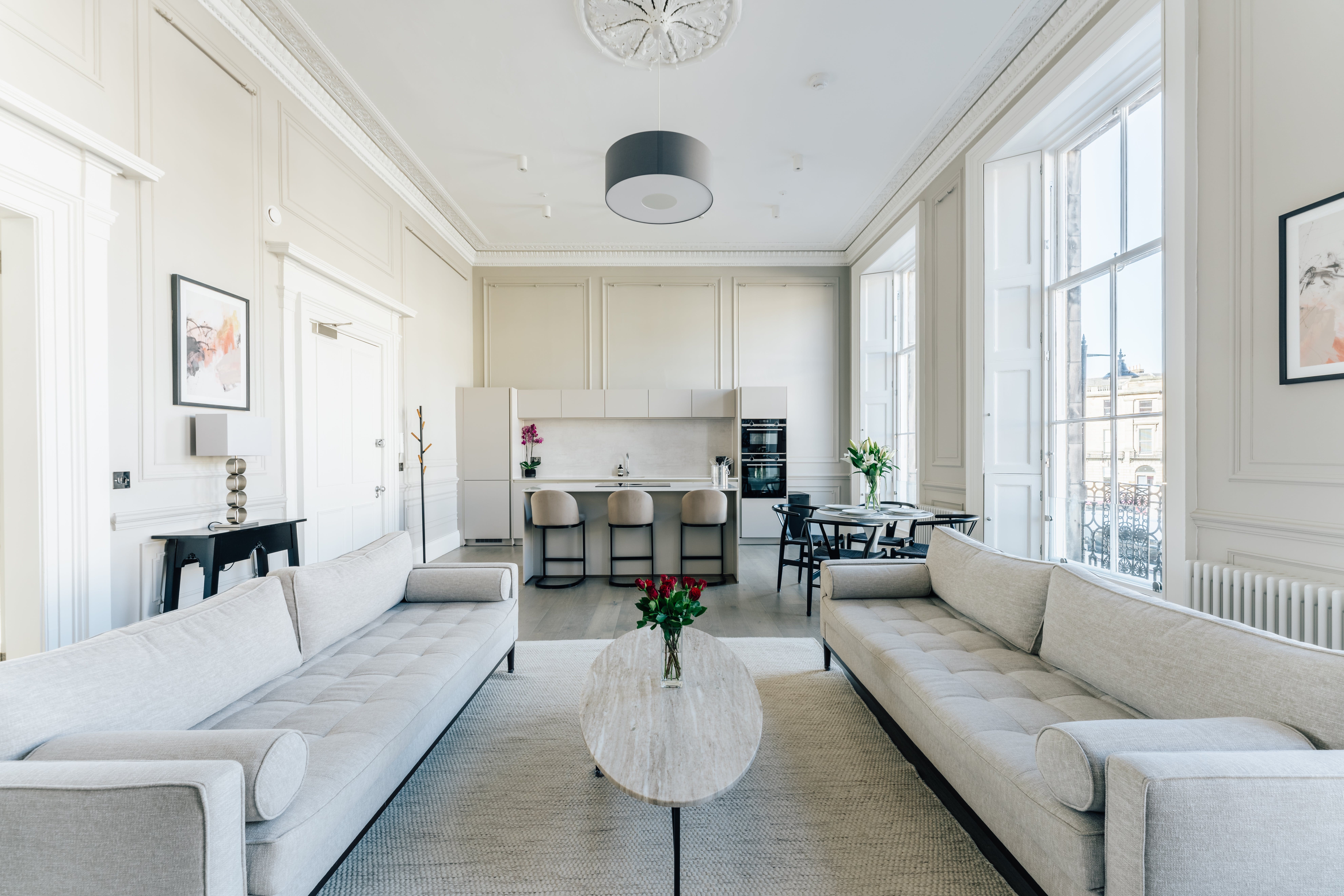 Eden Dhu: Charming Luxury Apartment with Historic Elegance, Dean Village