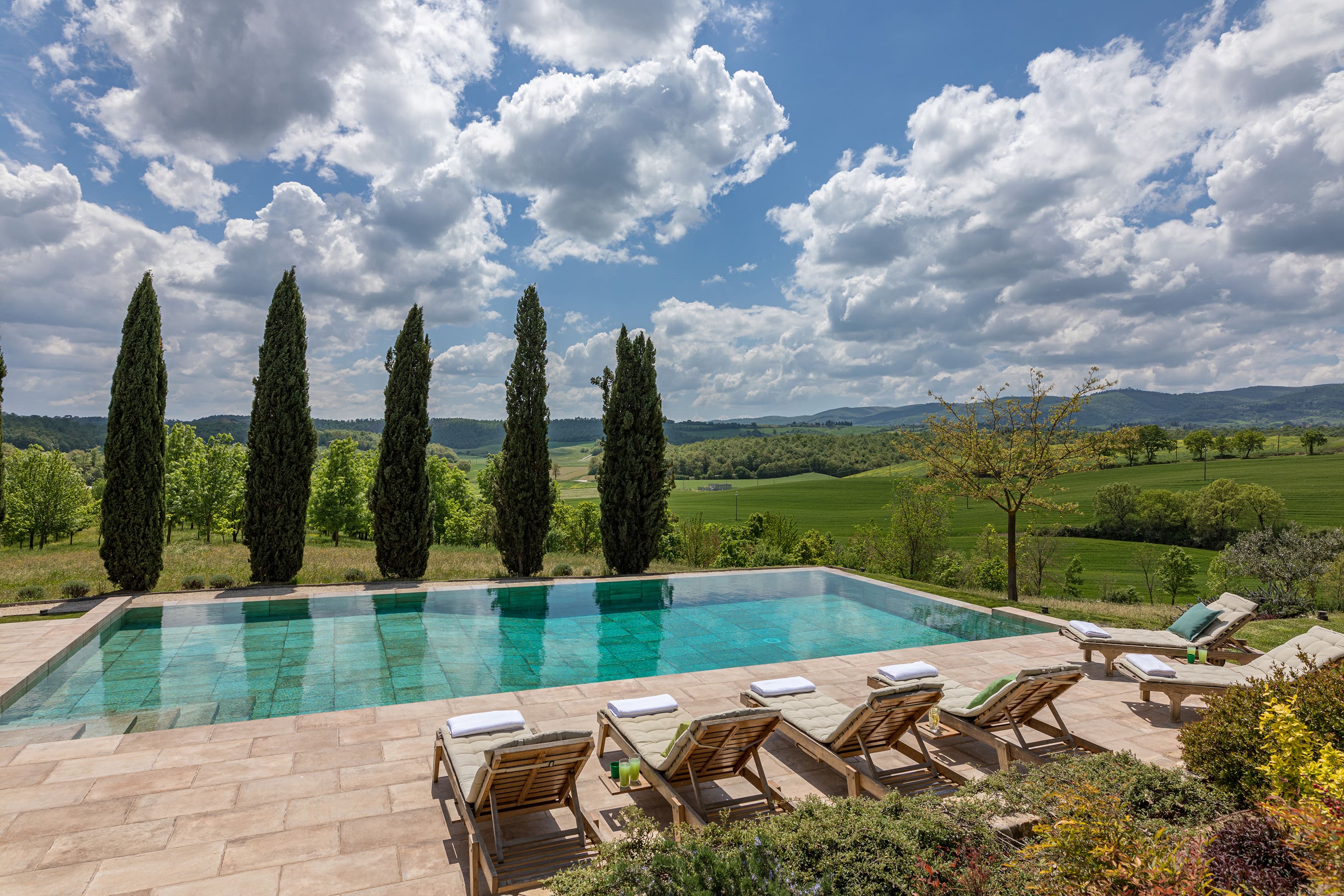 Fattoria Cetona Sarteano: Luxury 6-Bedroom Apartment with Pool, Sarteano, Umbria