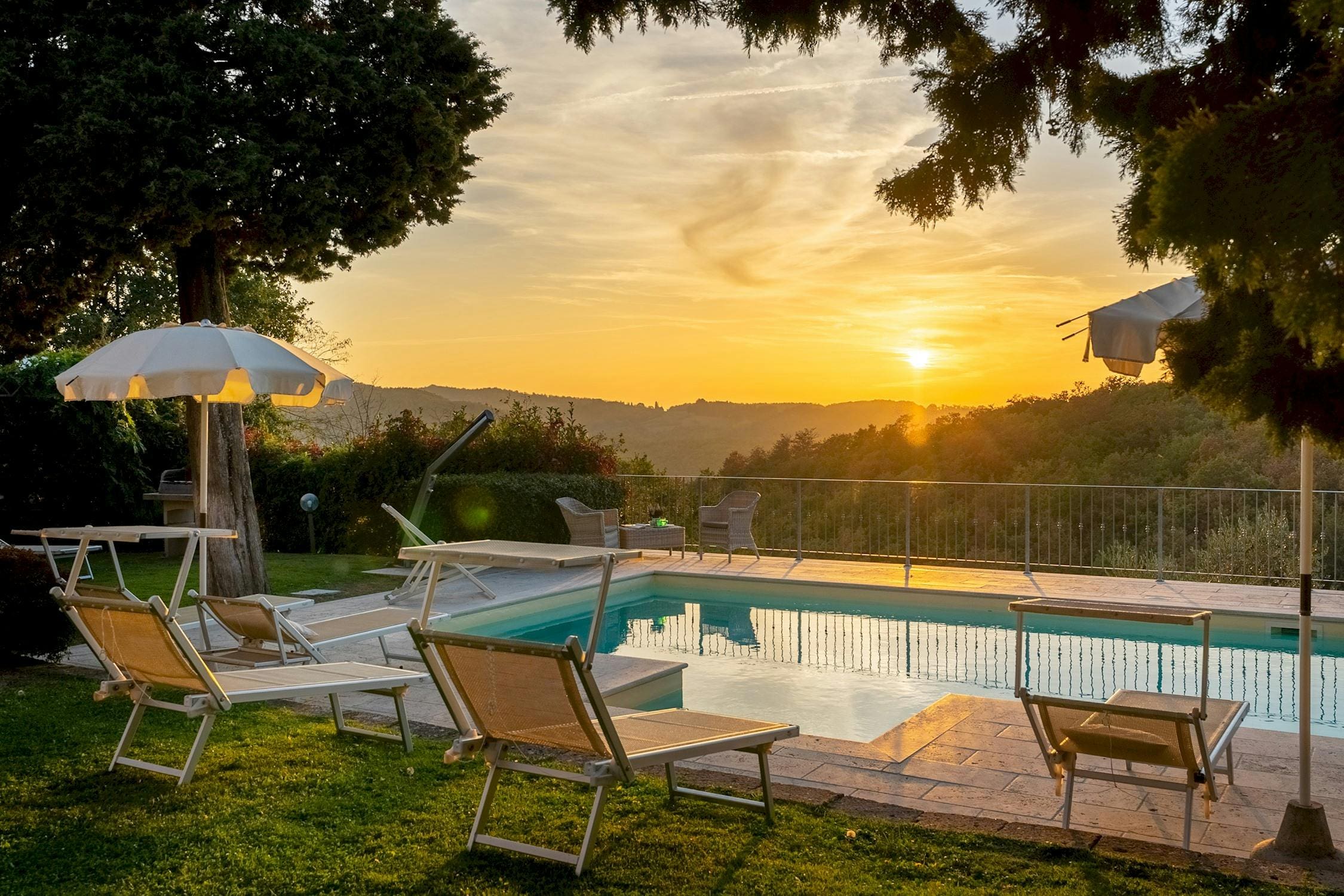 Fattoria Cucciano San Miniato: Spacious 8-Bedroom Villa with Pool, San Miniato, Tuscany