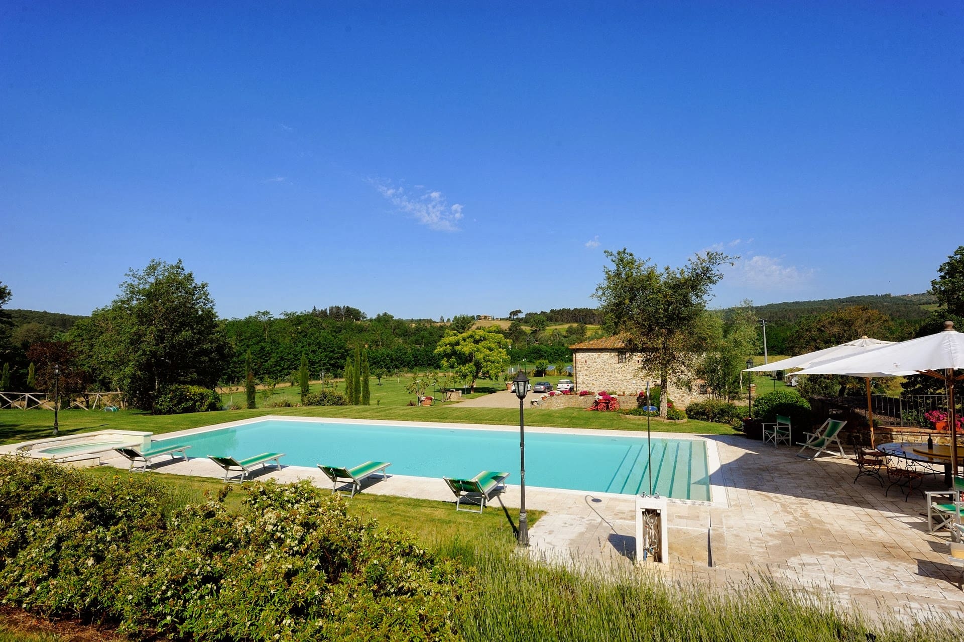 Fattoria Etrusco Cortona: Luxury 5-Bedroom Apartment with Pool and Hot Tub, Tuscany