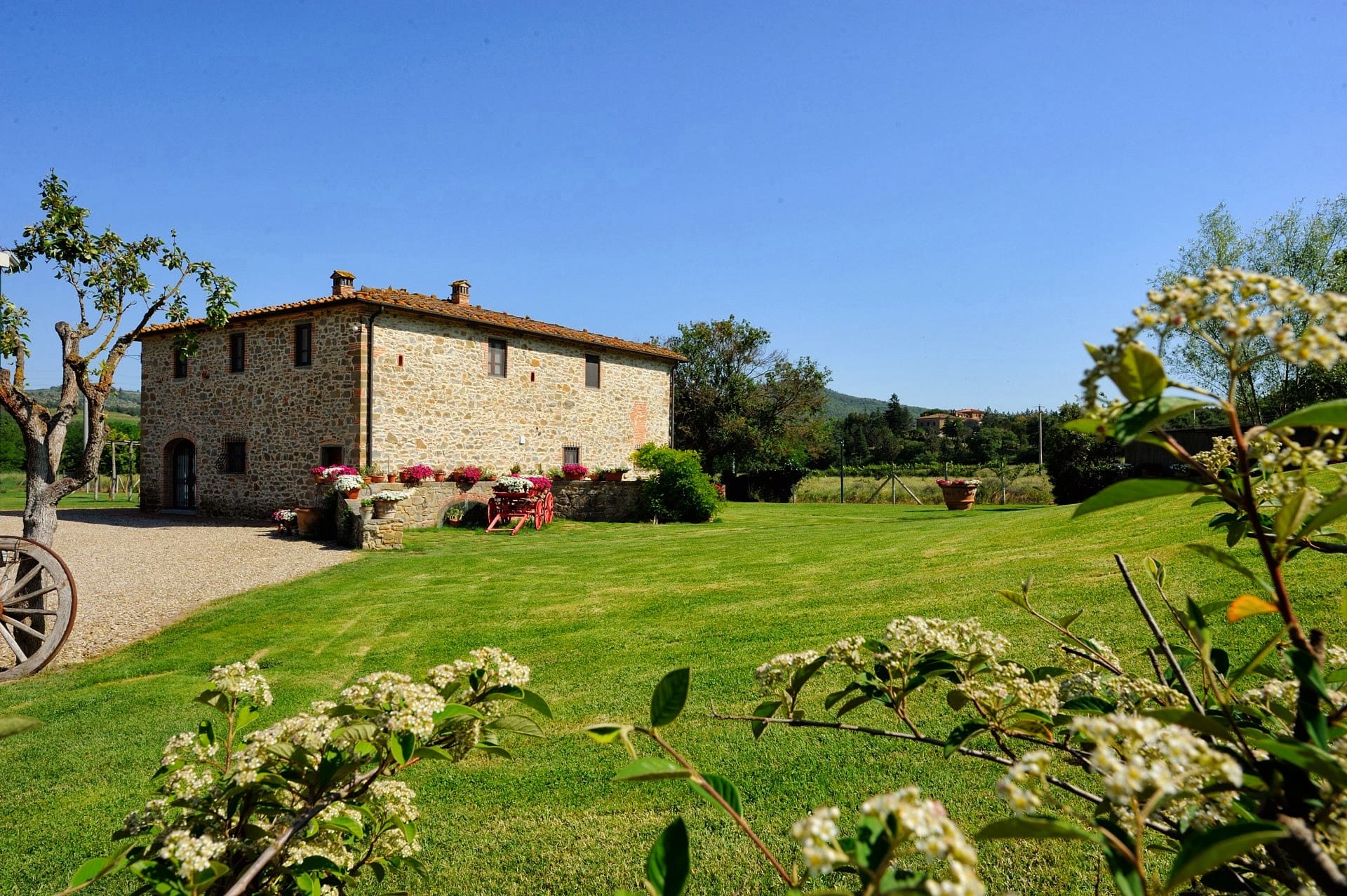 Fattoria Etrusco Cortona: Luxury 5-Bedroom Apartment with Pool and Hot Tub, Tuscany
