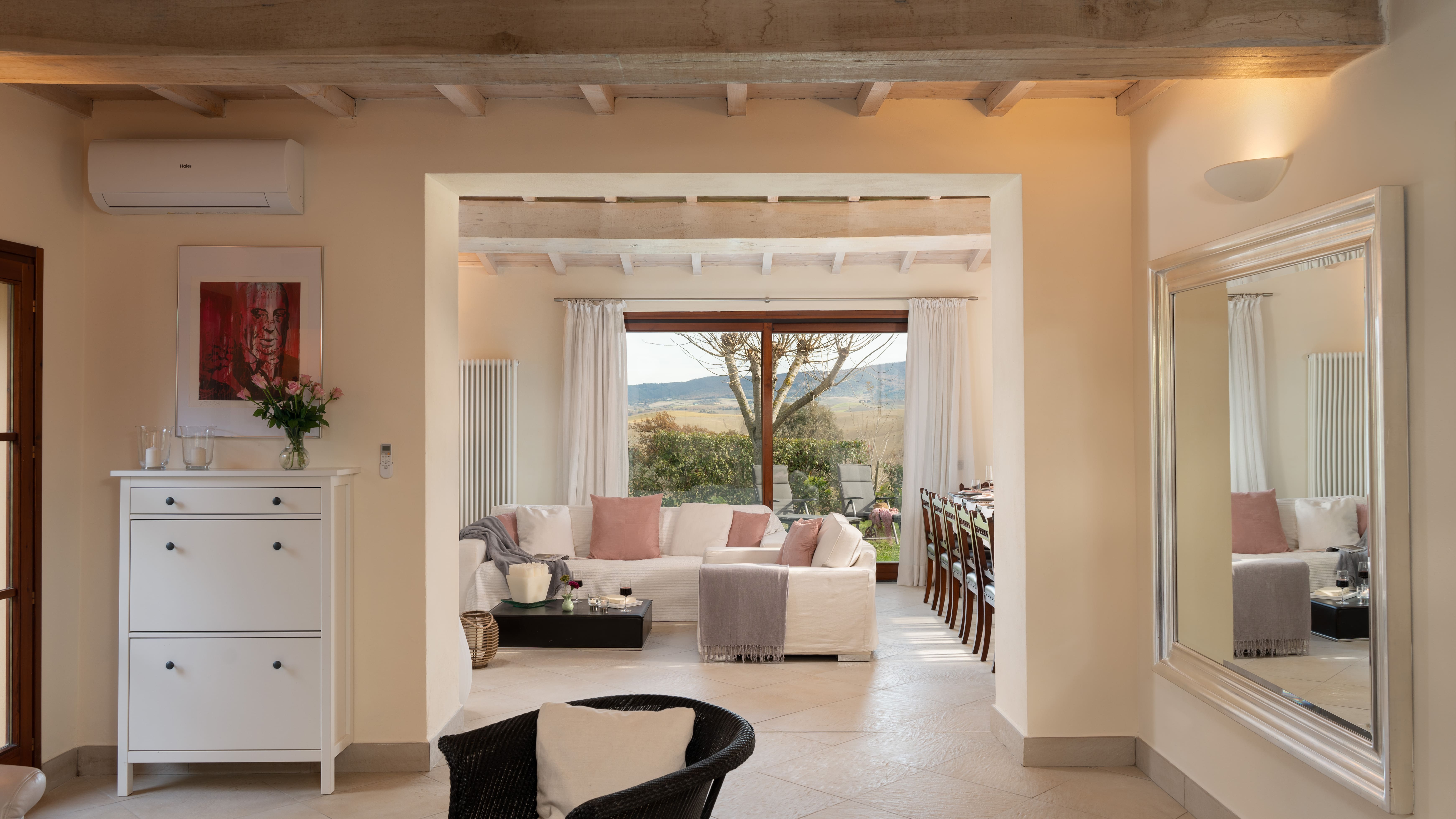 Fattoria Poggiarello Tuscany: Elegant 6-Bedroom Farmhouse with Pool and Scenic Views, Tuscany