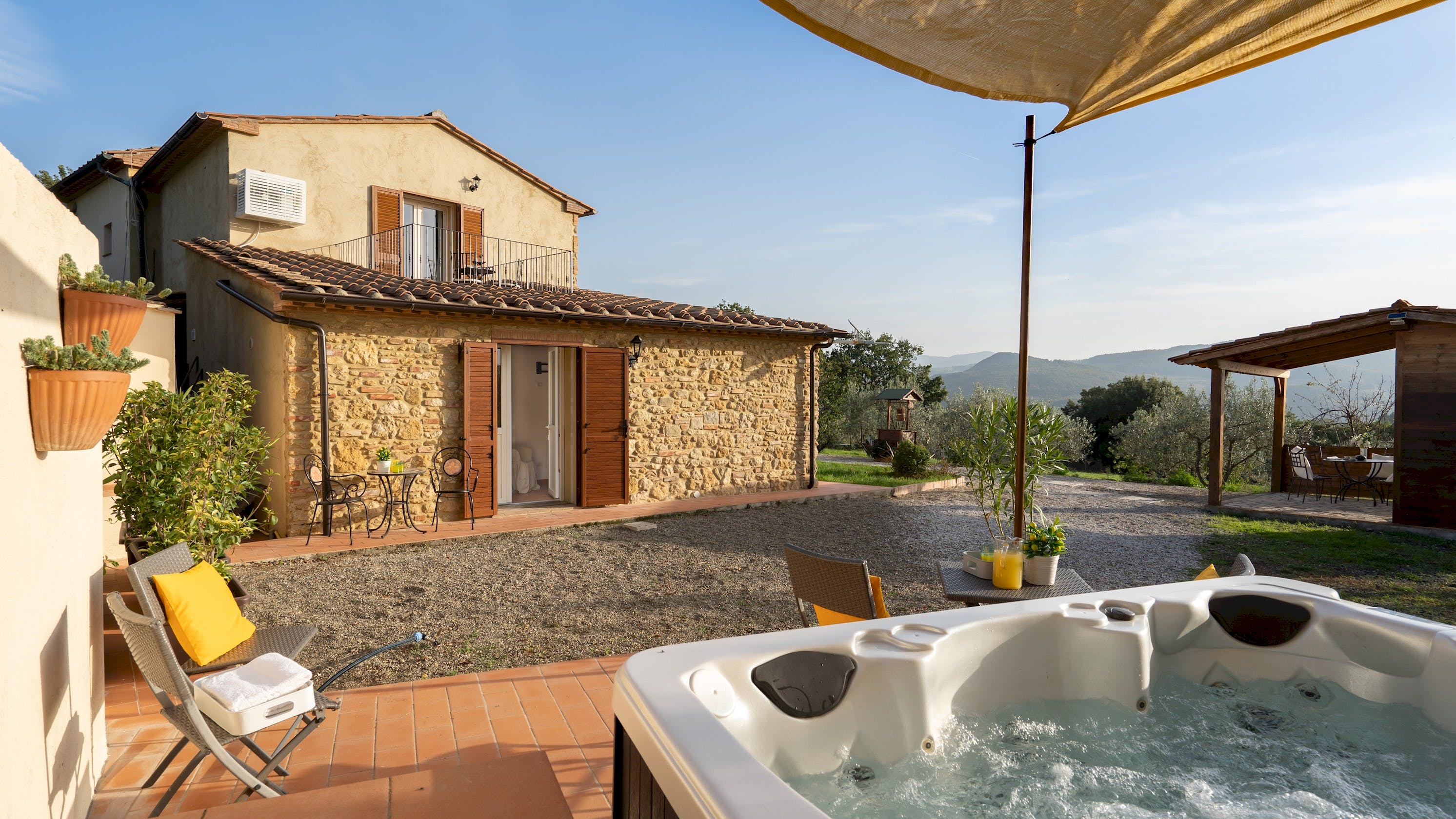 Fattoria Poggio Grosseto: Luxury 4-Bedroom Apartment with Pool and Seaview, Tuscany