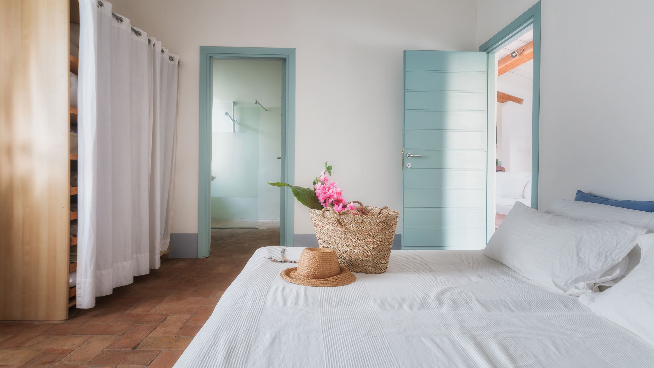 Fattoria Querceto Cortona: Luxury 6-Bedroom Apartment with Pool and Tennis Court in Tuscany