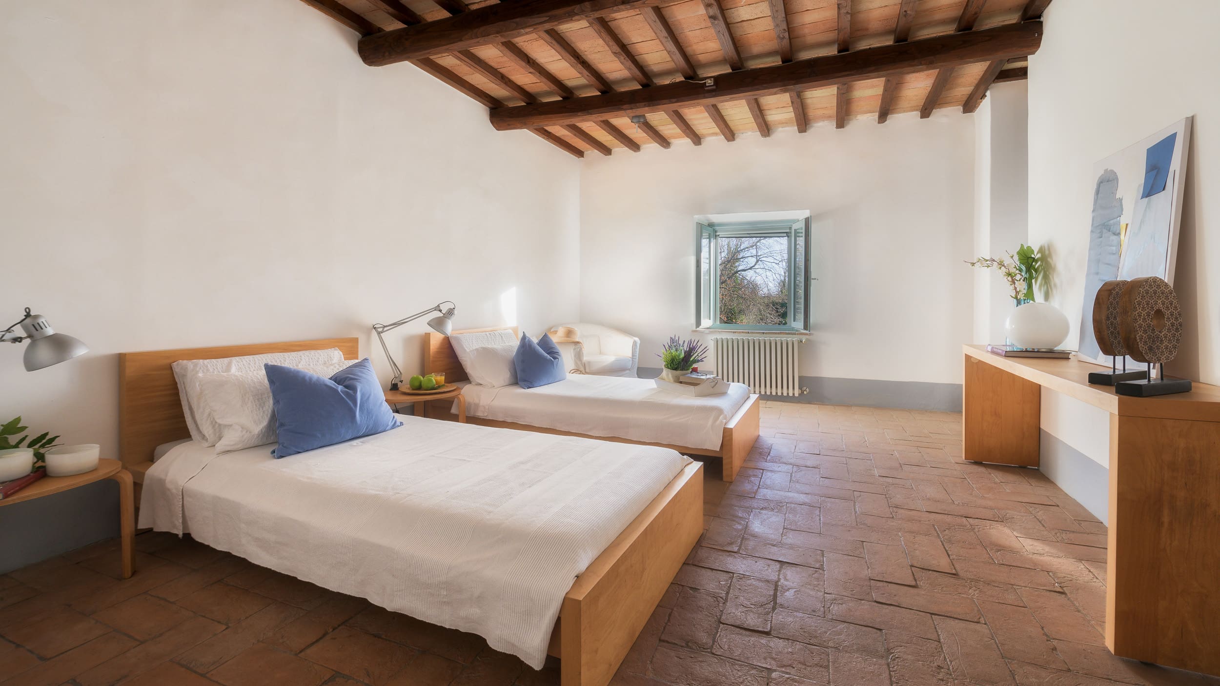 Fattoria Querceto Cortona: Luxury 6-Bedroom Apartment with Pool and Tennis Court in Tuscany