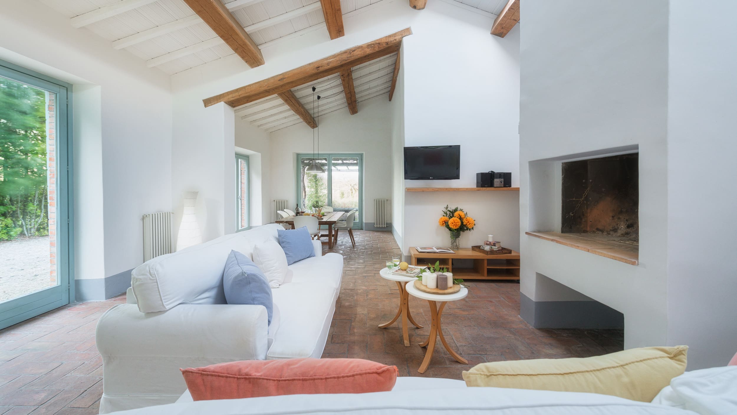 Fattoria Querceto Cortona: Luxury 6-Bedroom Apartment with Pool and Tennis Court in Tuscany