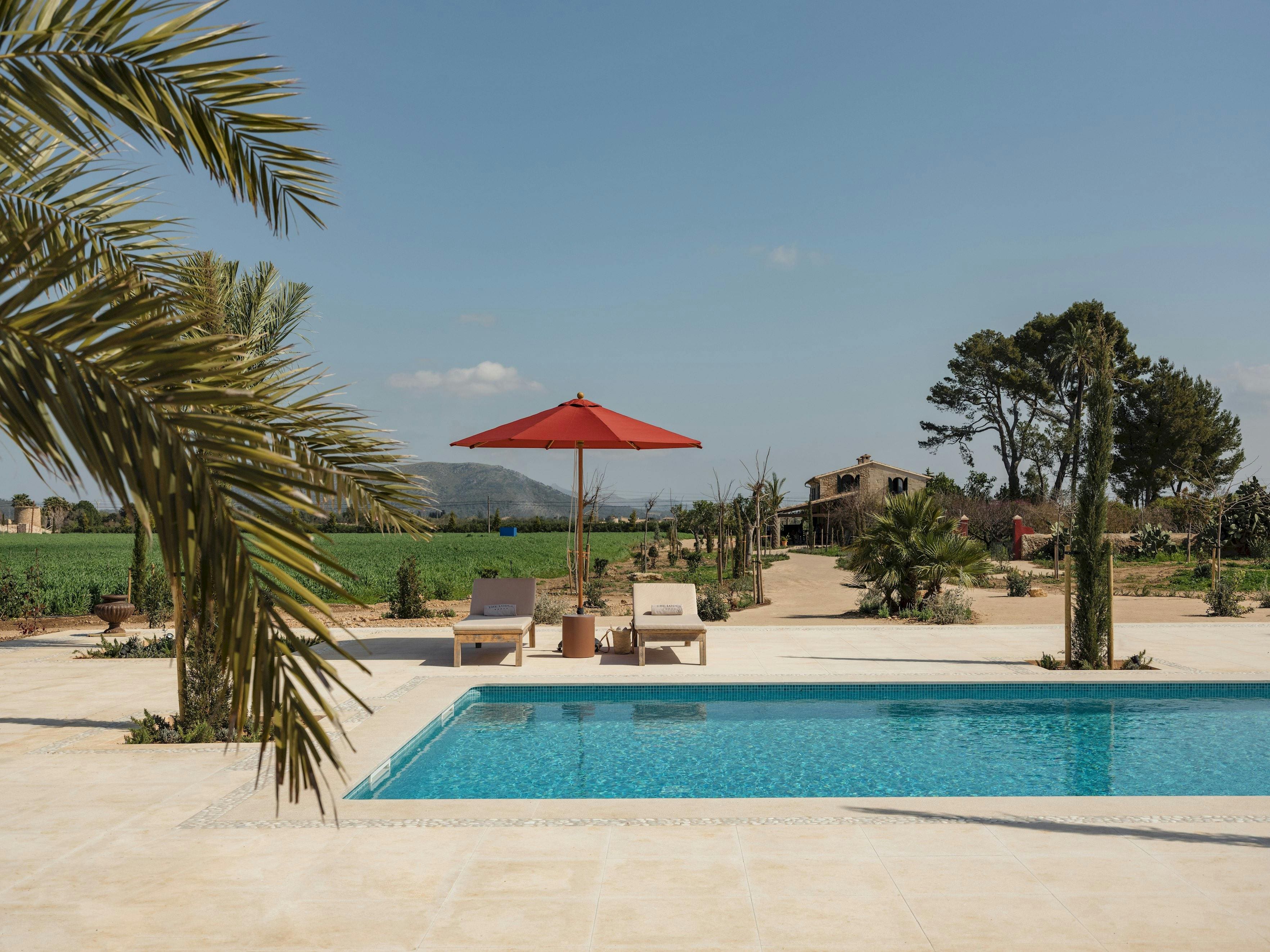 Finca de los Olivos: Stunning 6-Bedroom Luxury Villa Rental with Private Pool, Mallorca