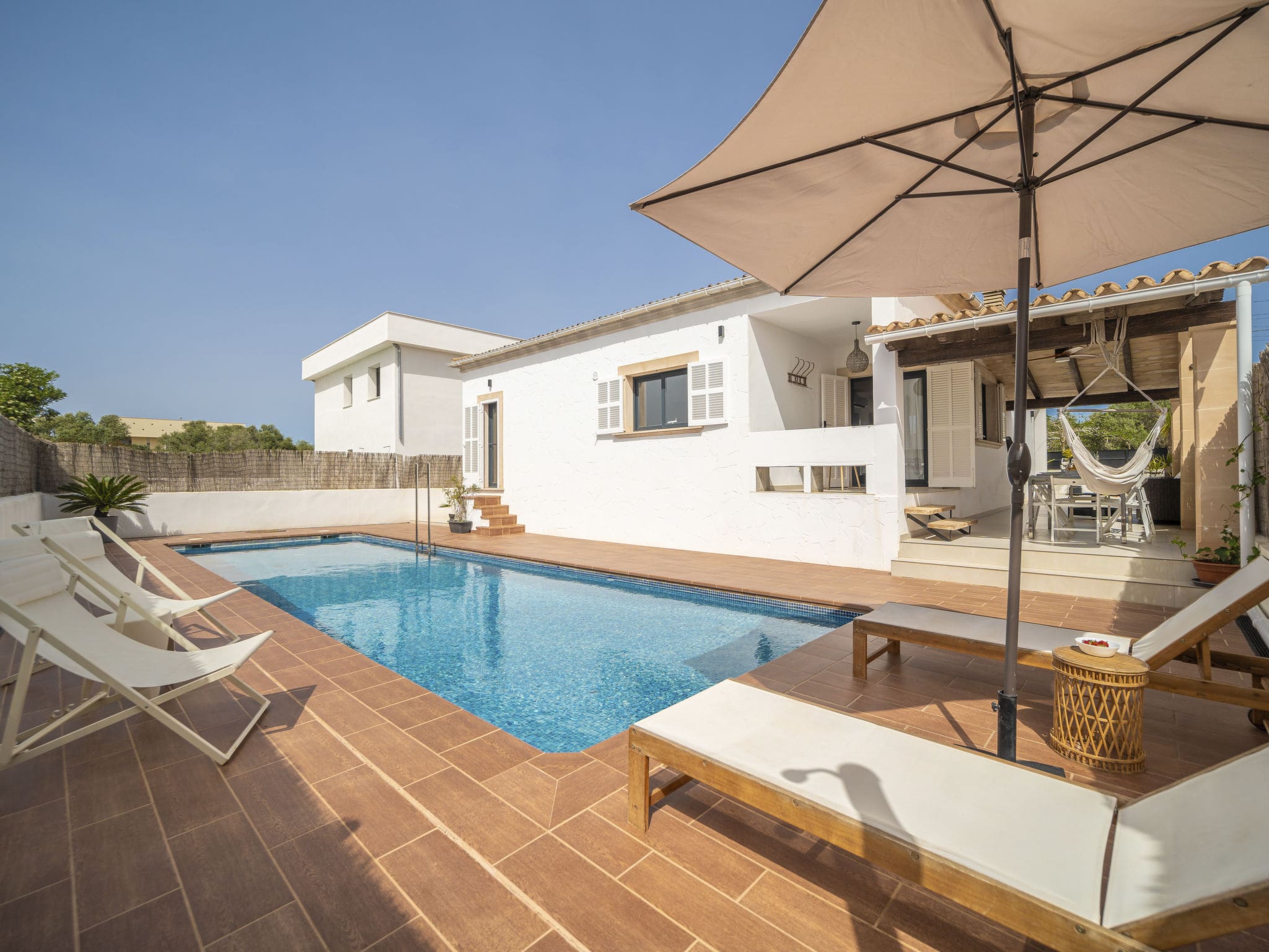 Finca Embat Rapita: Stunning 4-Bedroom Family Villa with Private Pool and Terrace Near Beach in Mallorca