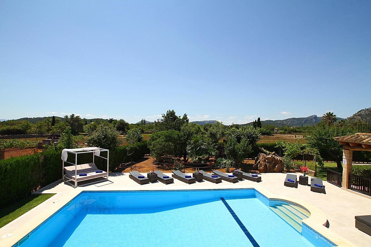 Finca Mirador Pollença: Luxury 5-Bedroom Apartment with Pool, Pollença