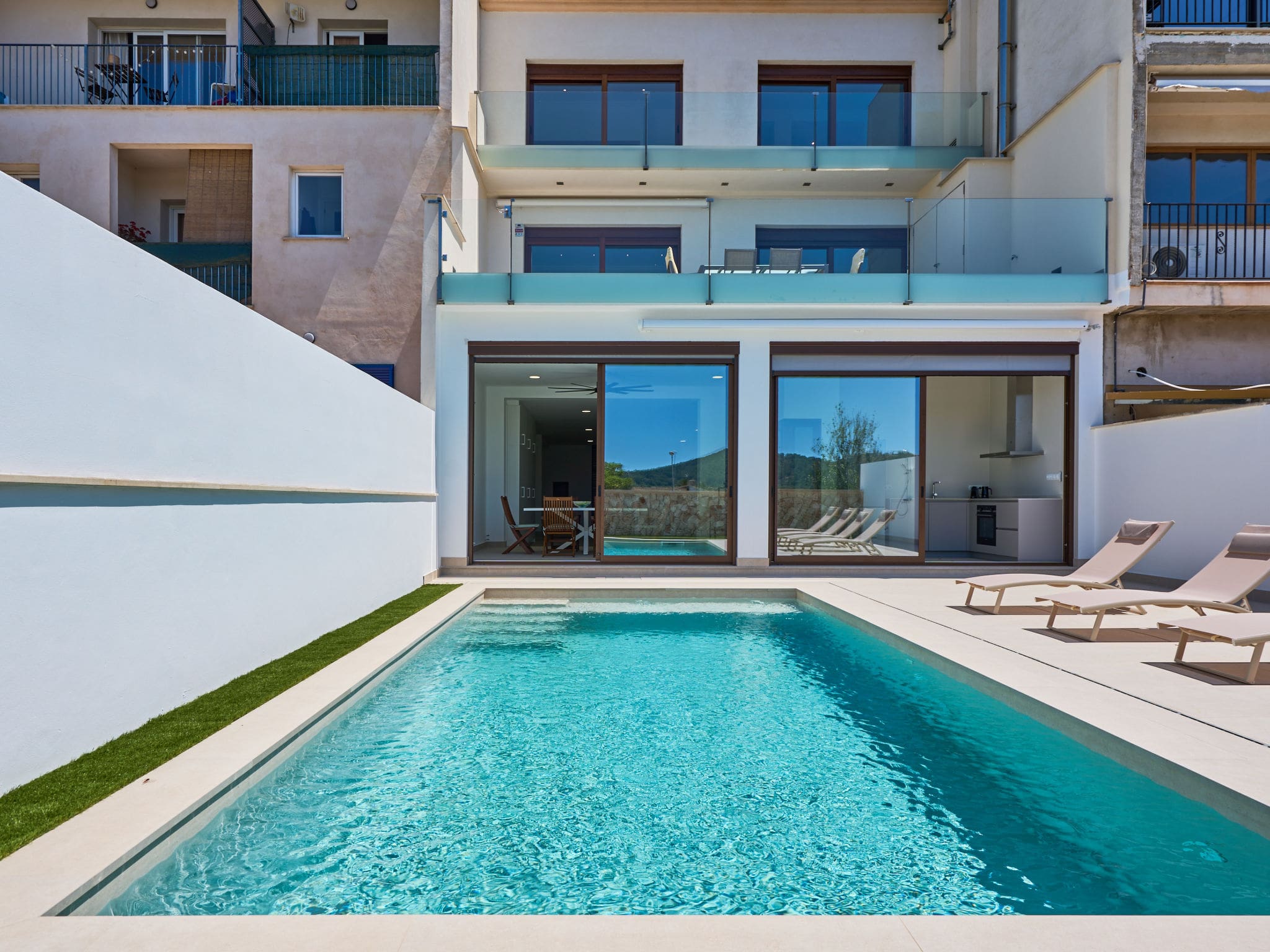 Finca Puigpunyent Porreres: Modern 3-Bedroom Villa with Private Pool and Traditional Mallorcan Charm in Central Mallorca