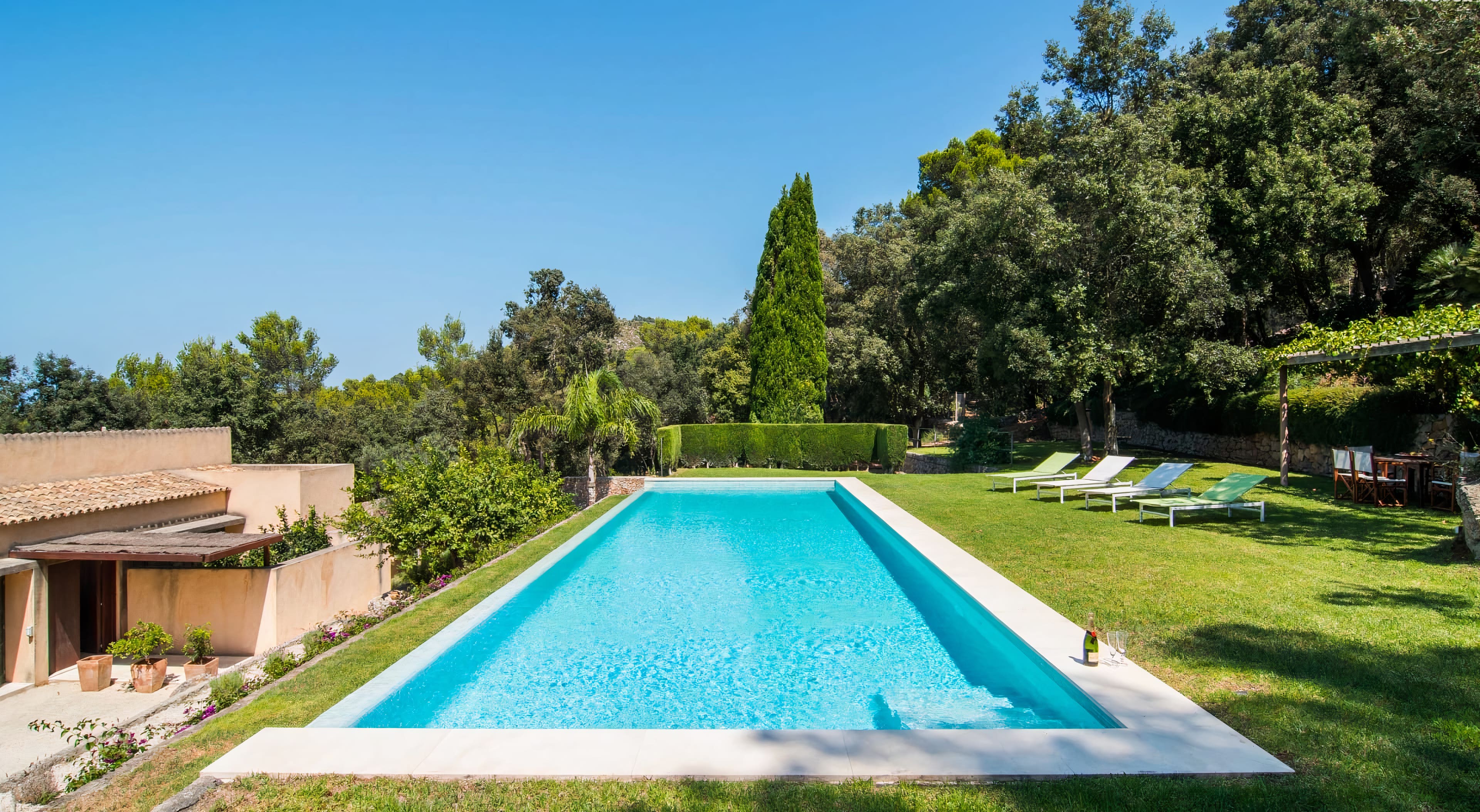 Finca Sa Coma: Luxury 4-Bedroom Villa with Seaviews and Pool, Cala Ratjada