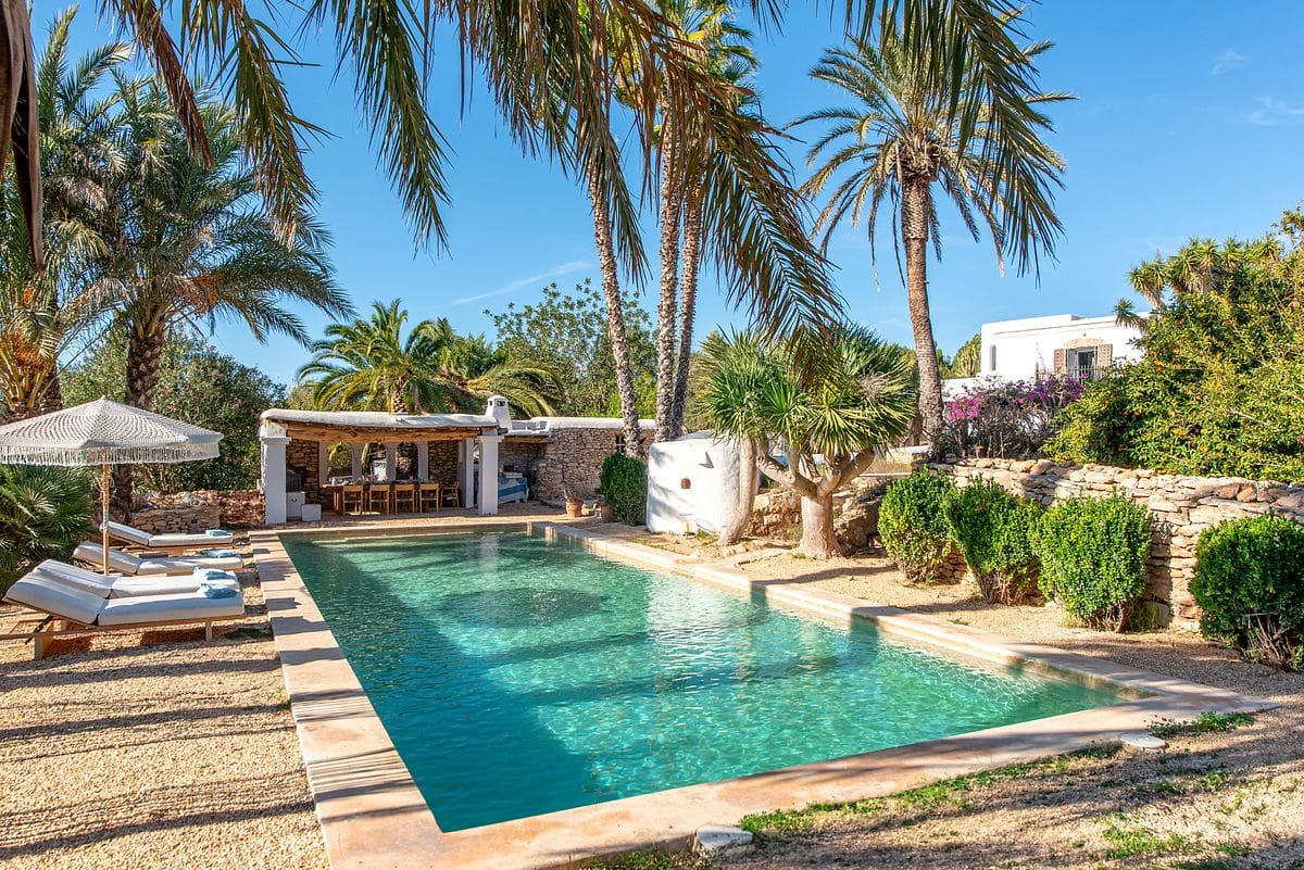 Finca Sabina Ibiza Ibiza Town: Luxury 5-Bedroom Villa with Swimming Pool and Hot Tub, Ibiza Town