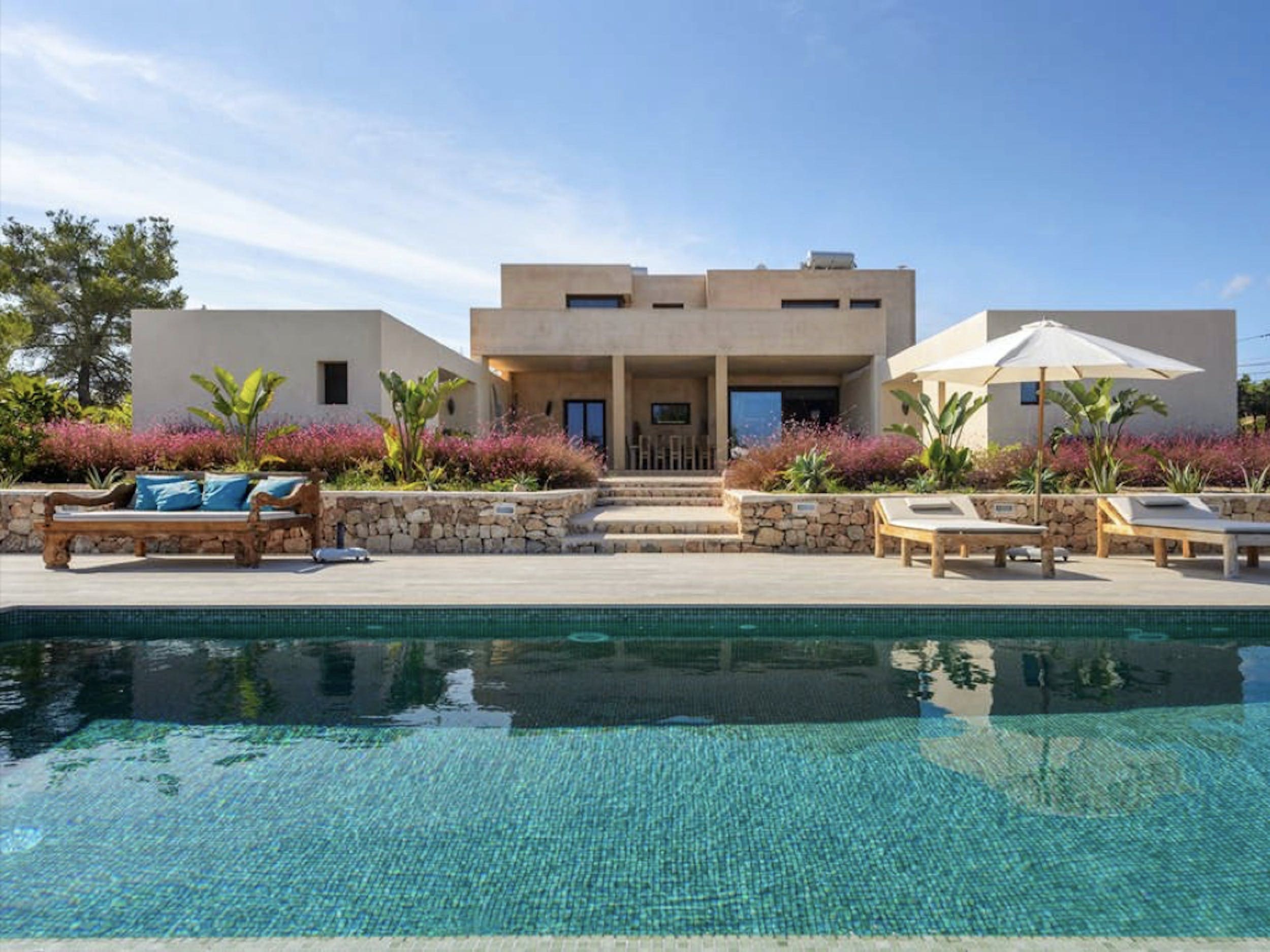 Finca Savina Sant Antoni: Luxury 6-Bedroom Apartment with Sea Views and Pool, Ibiza