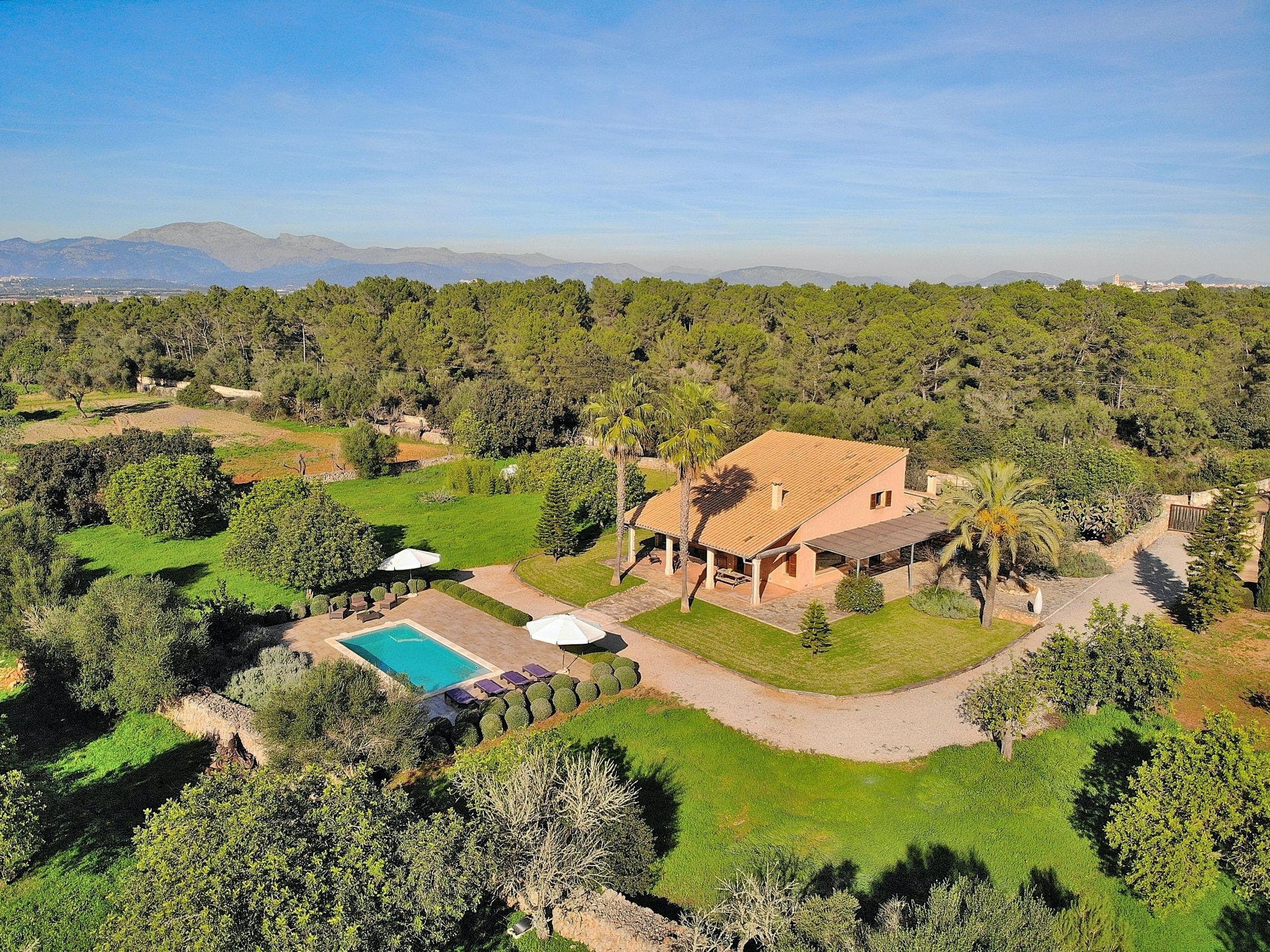 Finca Tramuntana Mallorca: Charming 3-Bedroom Spanish Finca with Pool and Sea View, Pla de Mallorca