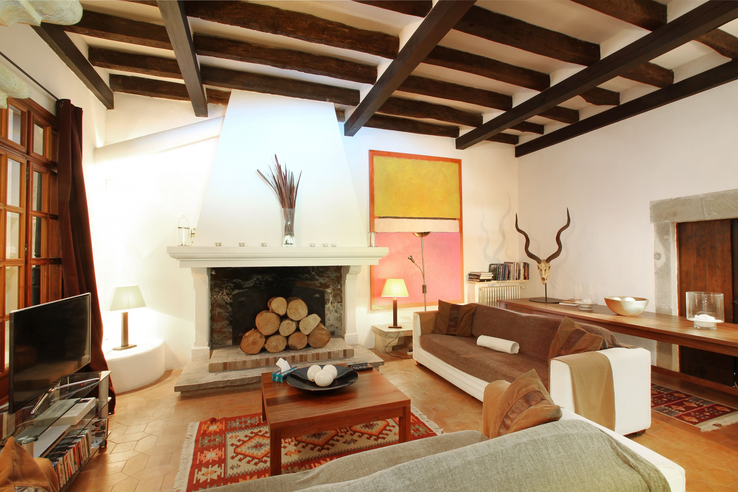 Finca Tramuntana Pollença Pollença 10: Opulent 7-Bedroom Apartment with Seaview and Pool, Pollença