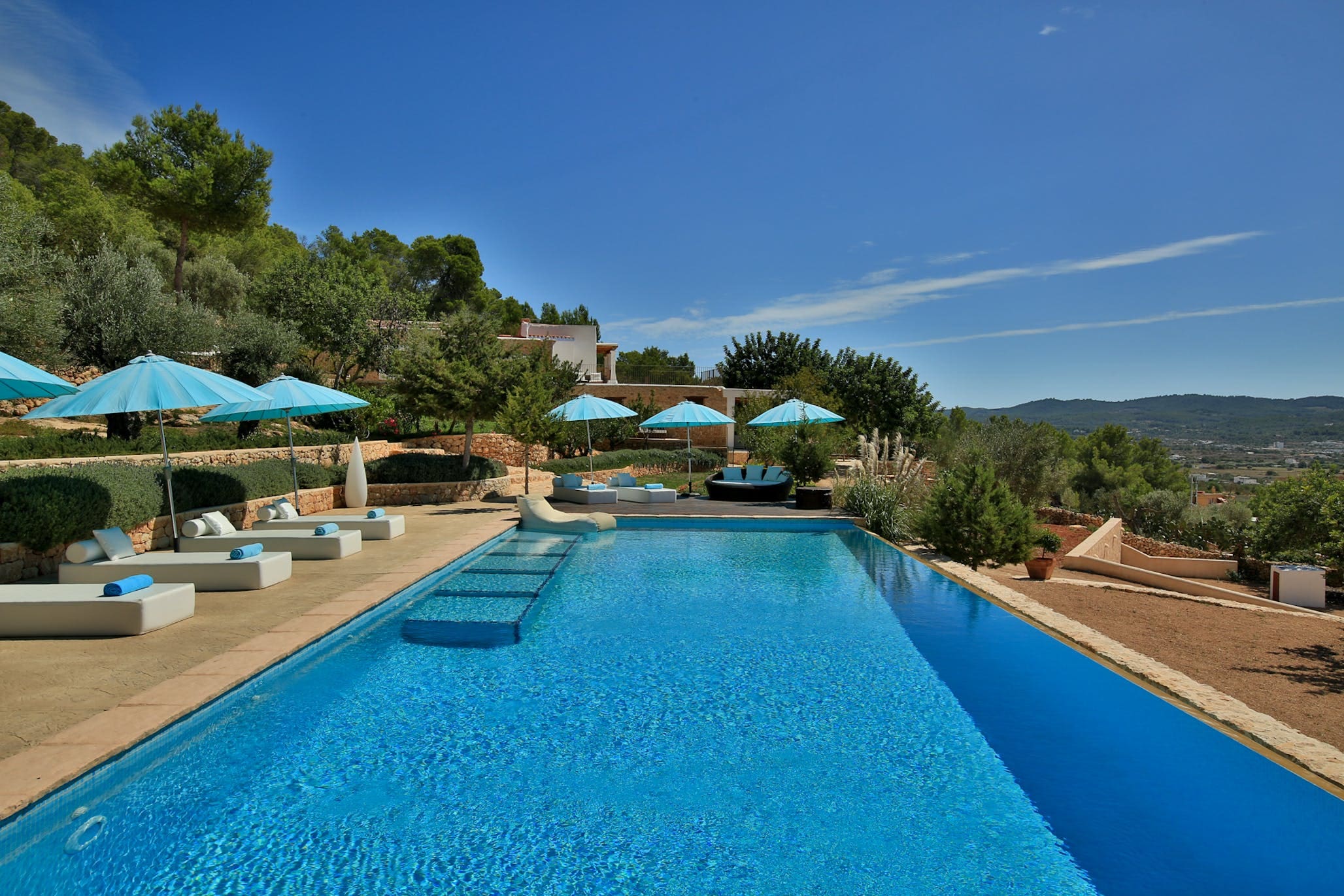 Finca Tramuntana Sant Antoni: 6-Bedroom Luxury Villa with Pool and Seaviews, Sant Antoni de Portmany