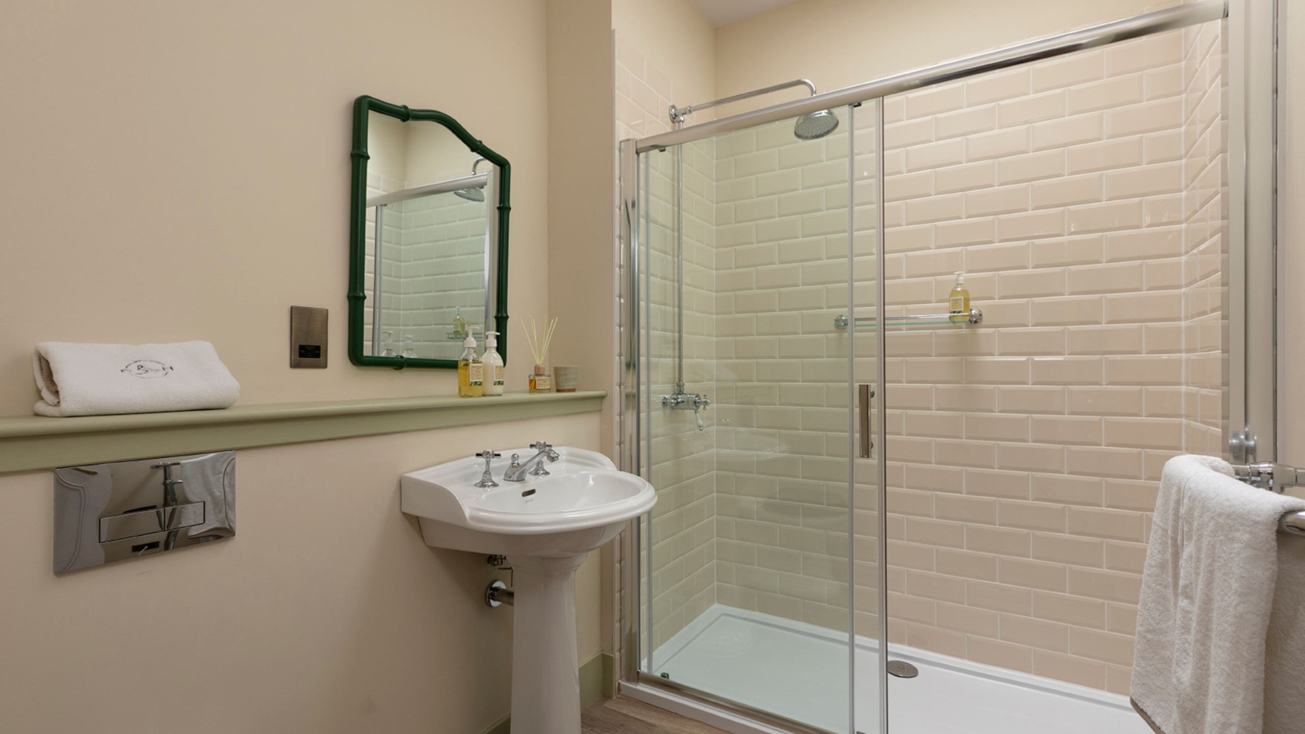 Galloway Manor Estate: Historic 11-Bedroom Manor House Rental Dumfries and Galloway with Private Sauna