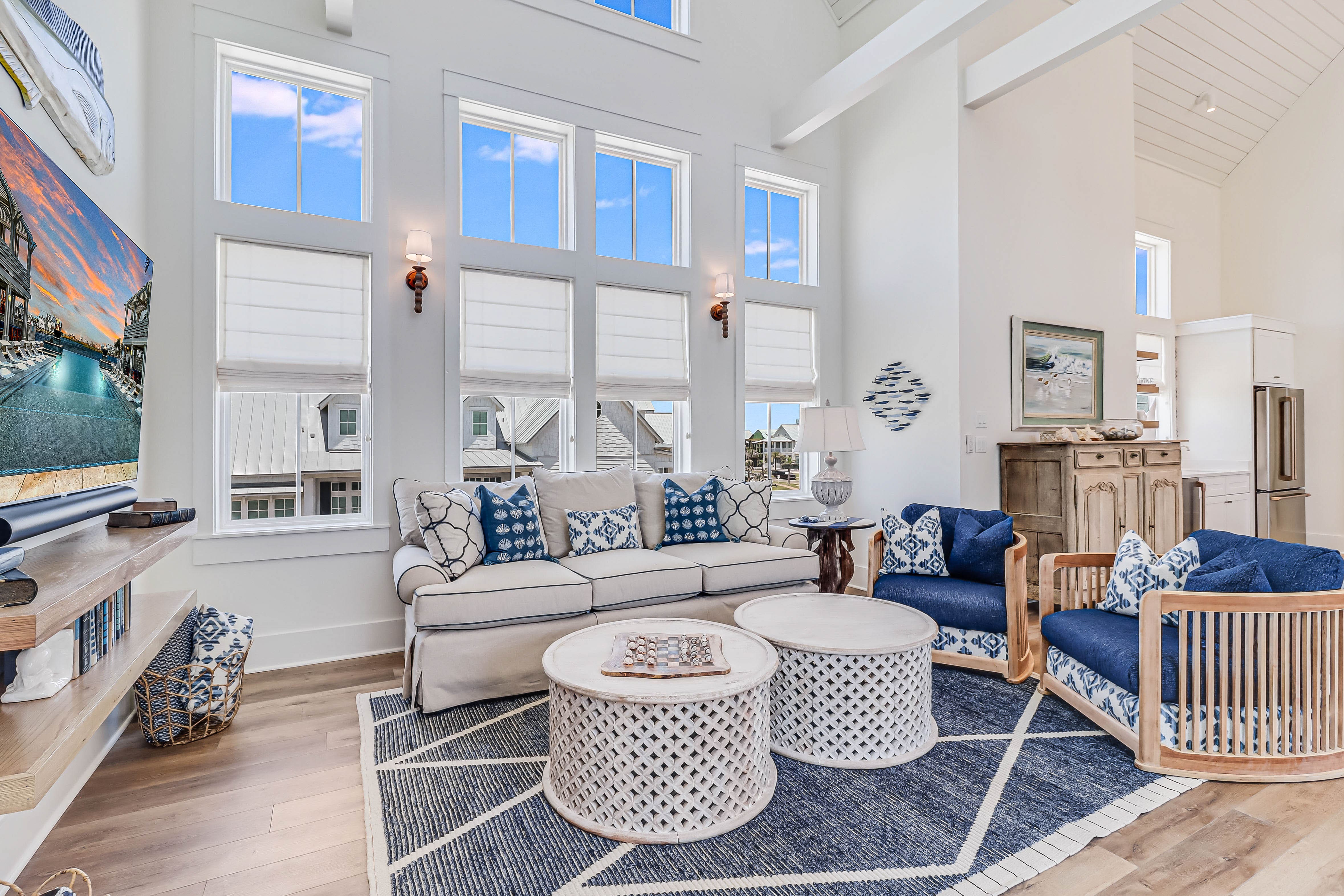 Gulf Breeze Estate Texas: Luxury 5-Bedroom Villa Rental Nueces County with Resort Amenities and Gulf Views