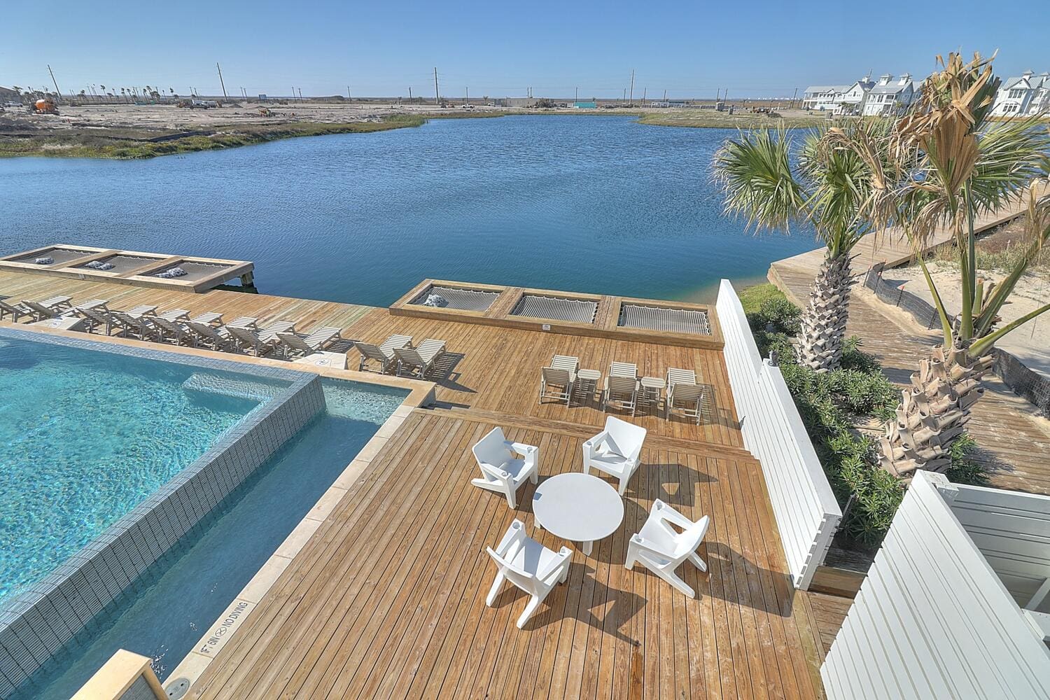 Gulf Breeze Estate Texas: Luxury 5-Bedroom Villa Rental Nueces County with Resort Amenities and Gulf Views