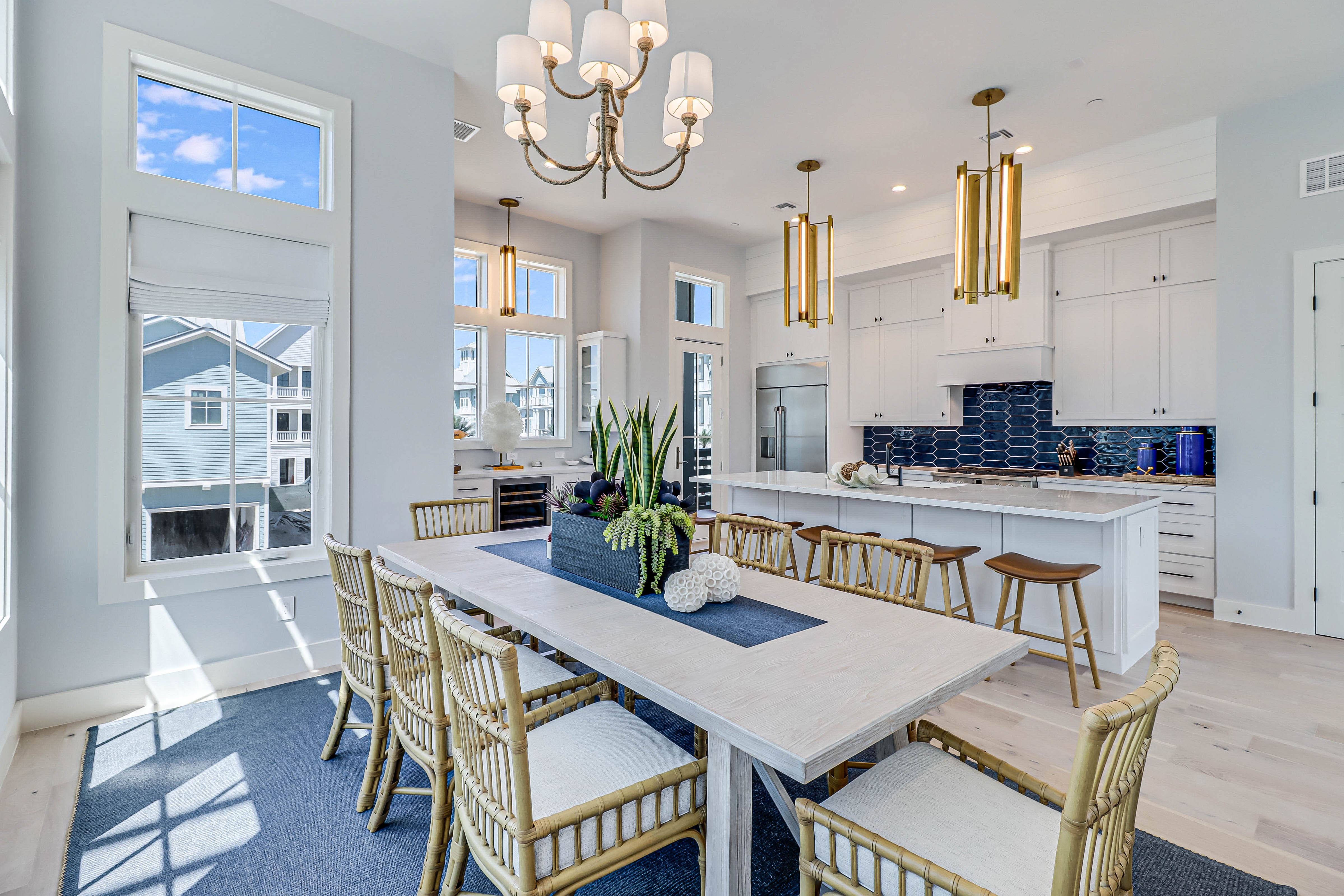 Gulf Tower Villa: Luxury 6-Bedroom Resort Villa with Pool and Beach Access in Nueces County Texas