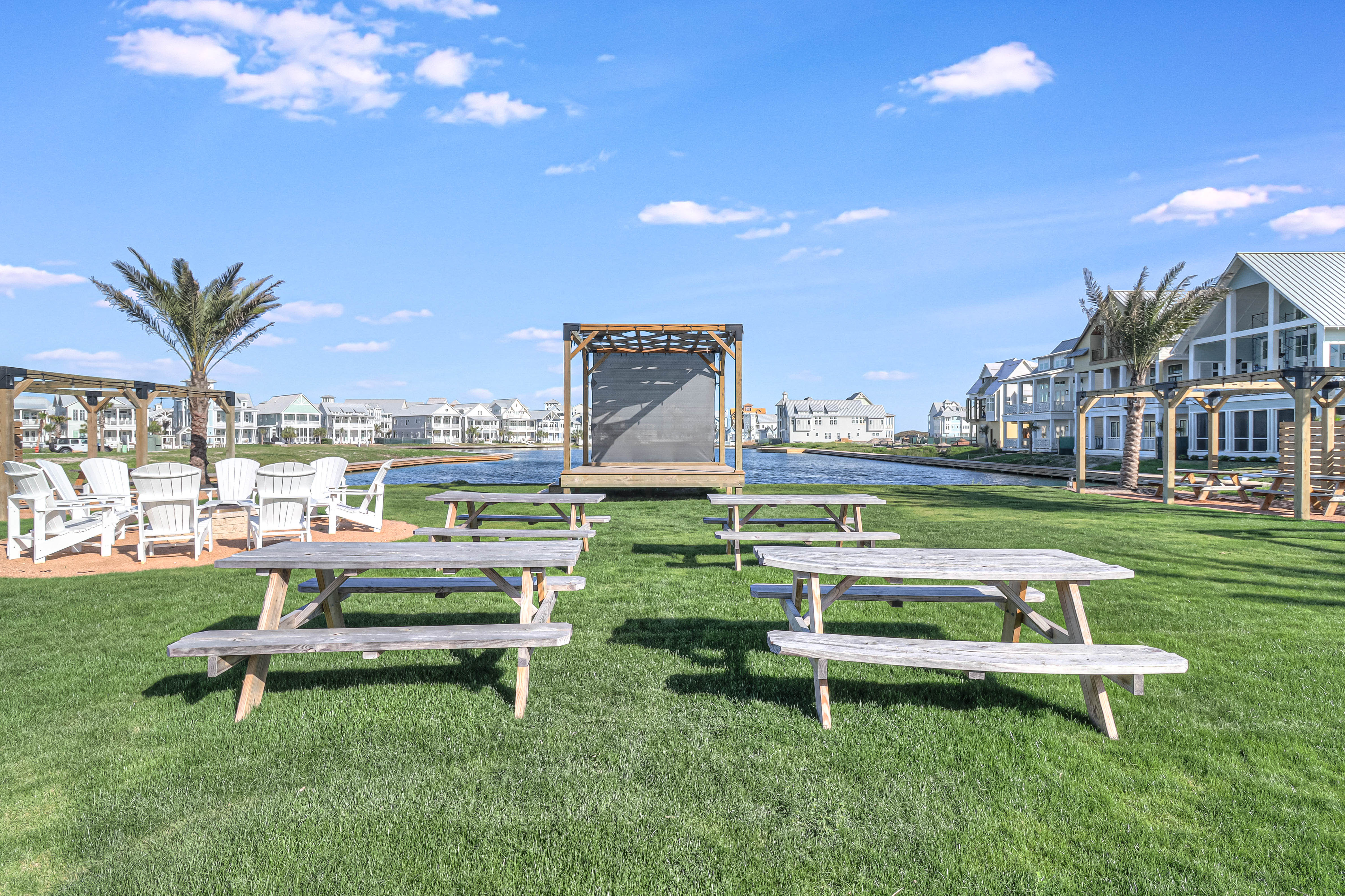 Gulf Tower Villa: Luxury 6-Bedroom Resort Villa with Pool and Beach Access in Nueces County Texas