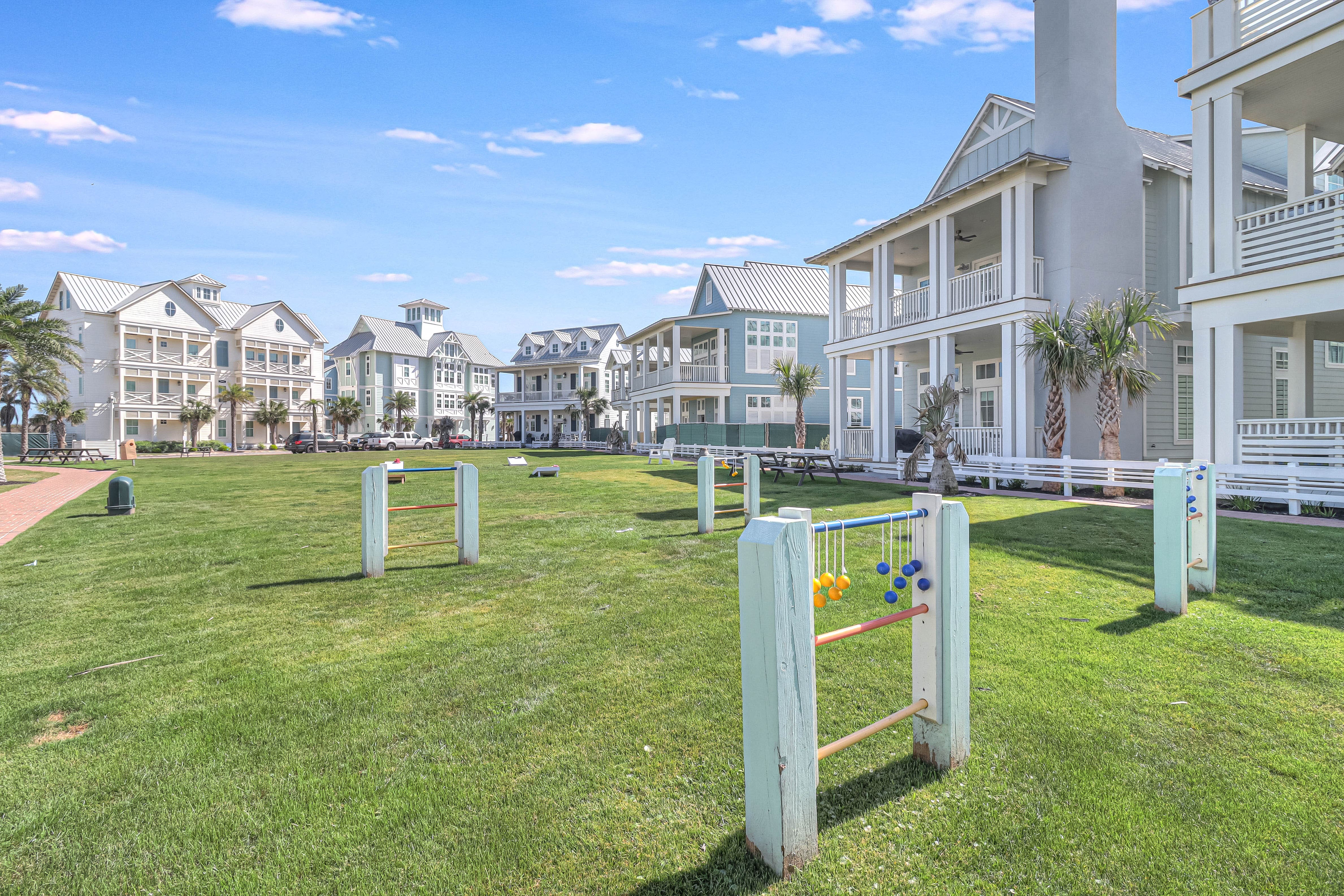 Gulf Tower Villa: Luxury 6-Bedroom Resort Villa with Pool and Beach Access in Nueces County Texas